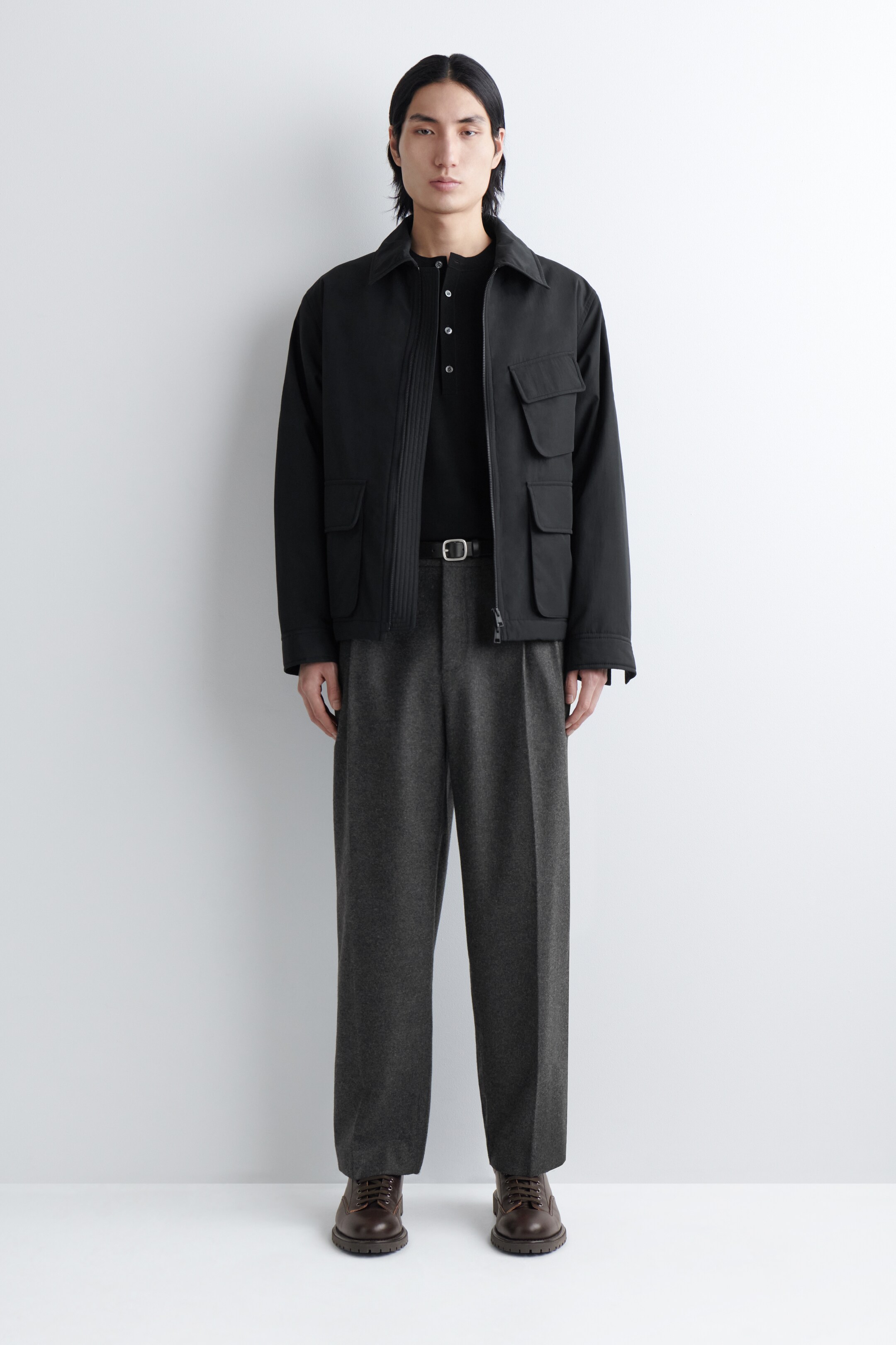 Ver imagen más grande: CHAQUETA FUNCIONAL ACOLCHADA DE NAILON - NEGRO | H&M ES 1