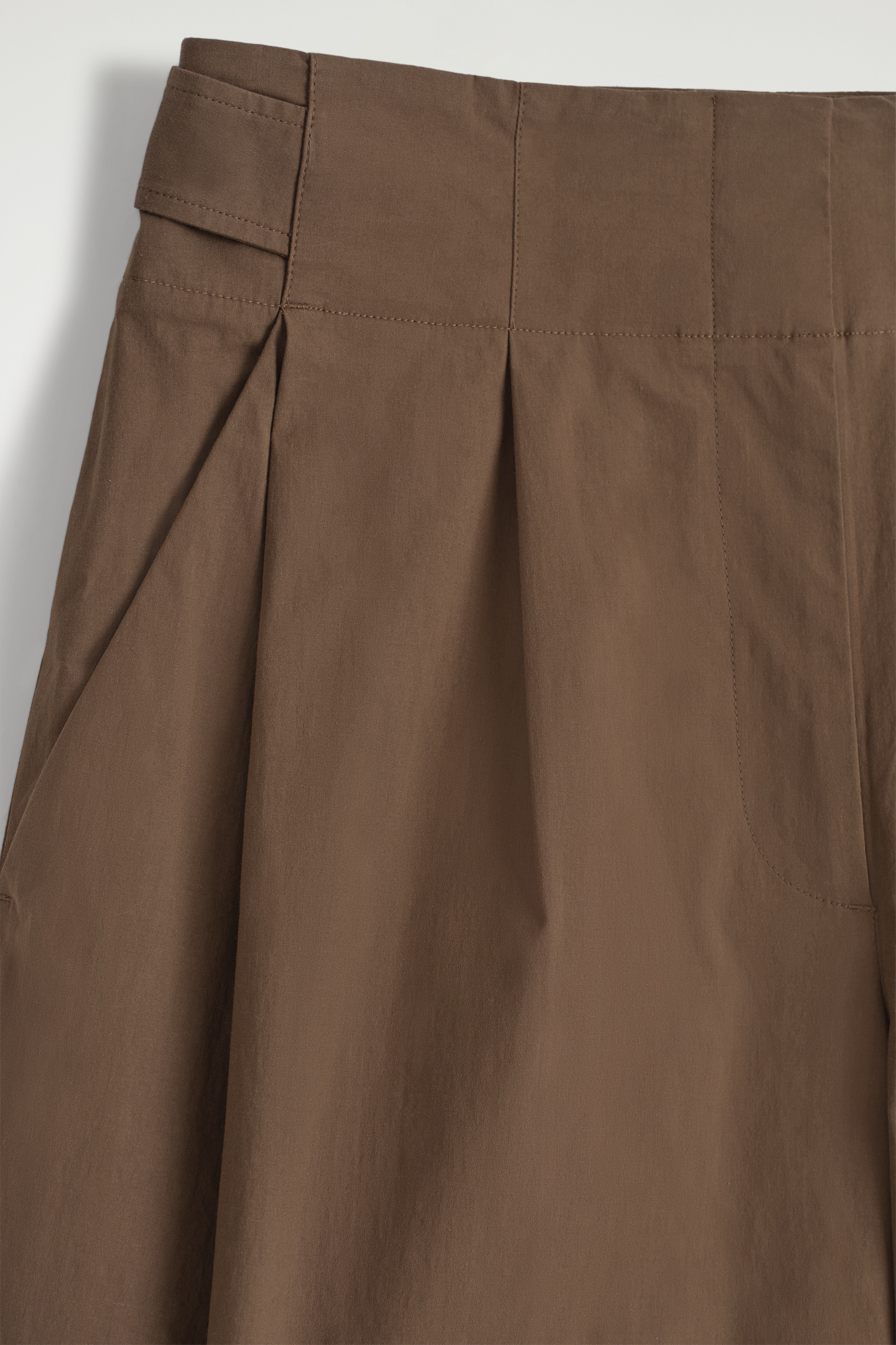Zobrazit větší obrázek: BAVLNĚNÉ KALHOTY S ROVNÝMI NOHAVICEMI - Hnědá - ŽENY | H&M CZ 7