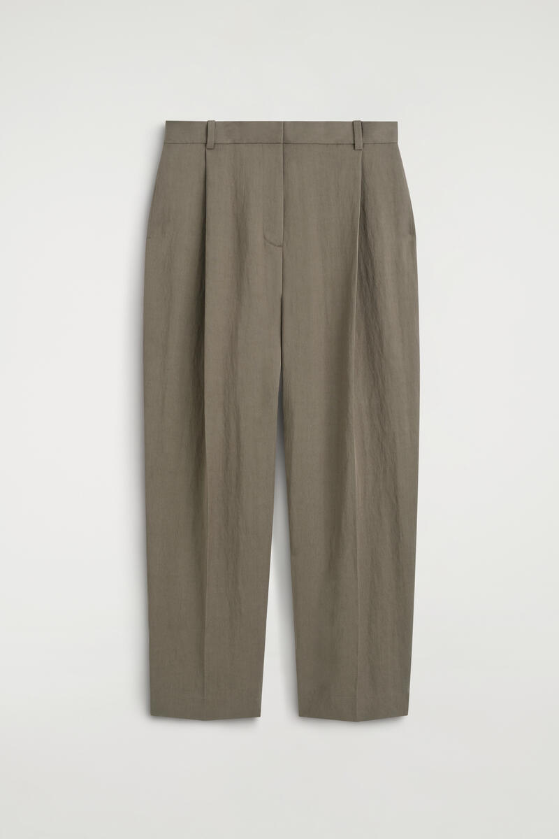 Fluid Pleated Straight-Leg Pants