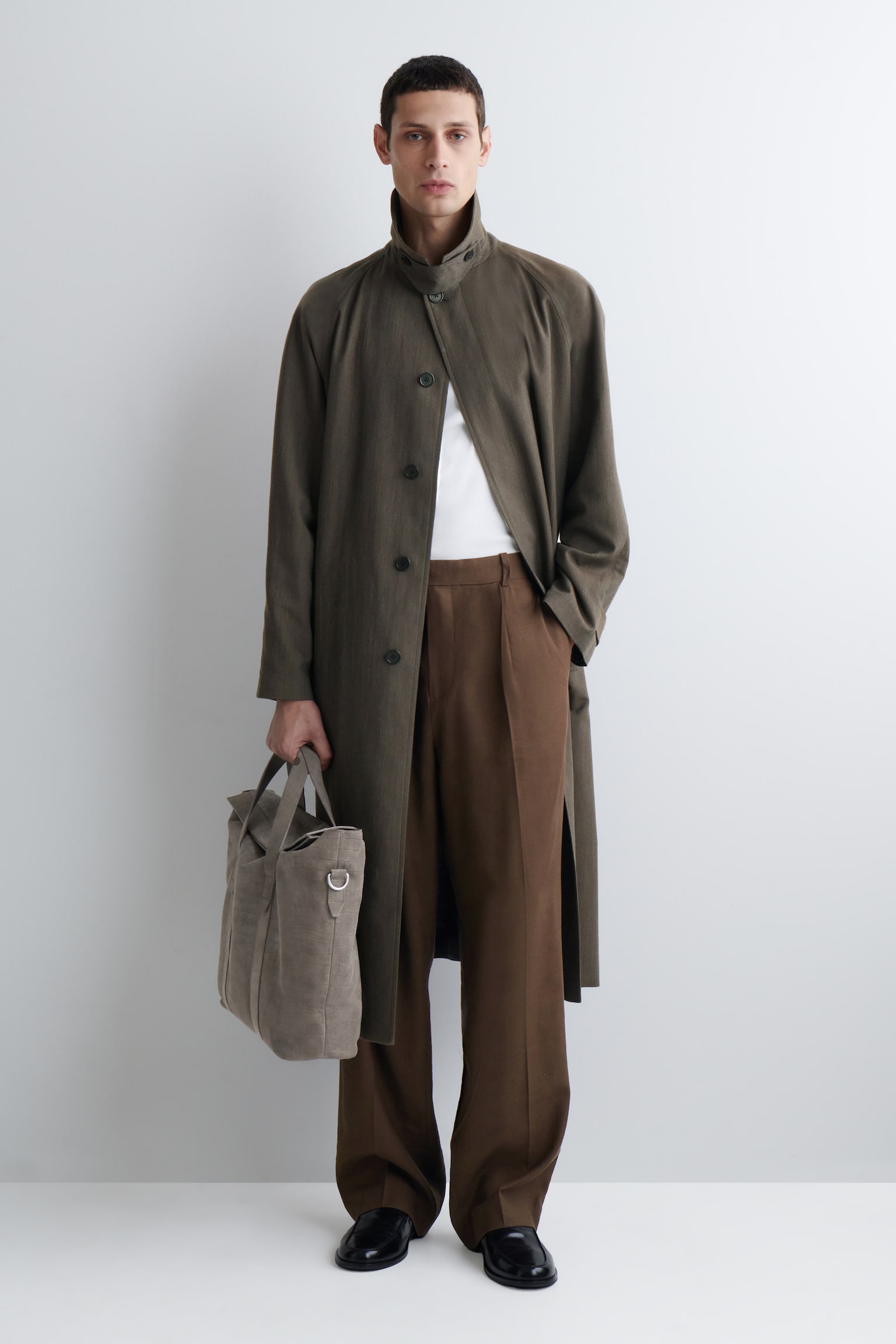 BRUNSWICK MESSENGER BAG - VELOURSLEDER - ELEFANTENGRAU - 1