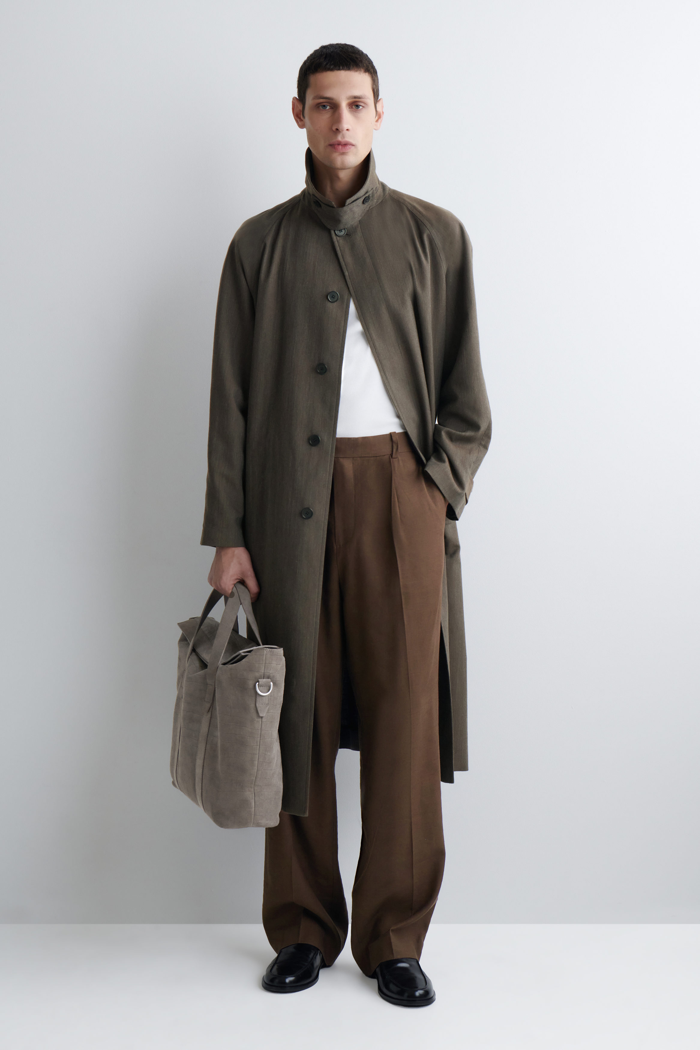 Men's Messenger Bags | Leather Courier Bags | COS