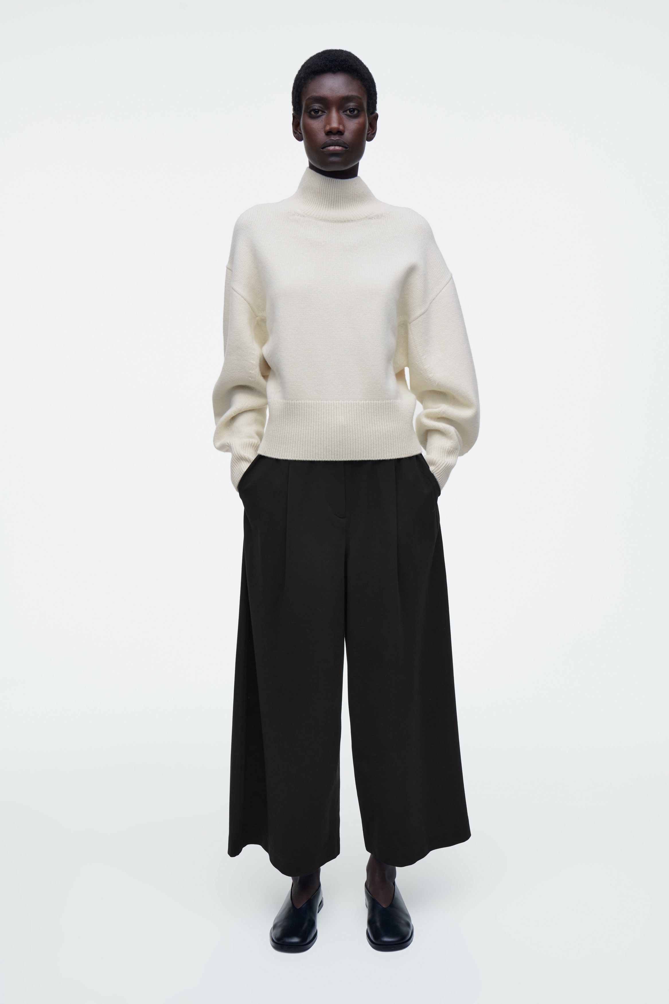 COS WIDE-LEG COTTON TROUSERS COS Wide-Leg Cotton Trousers