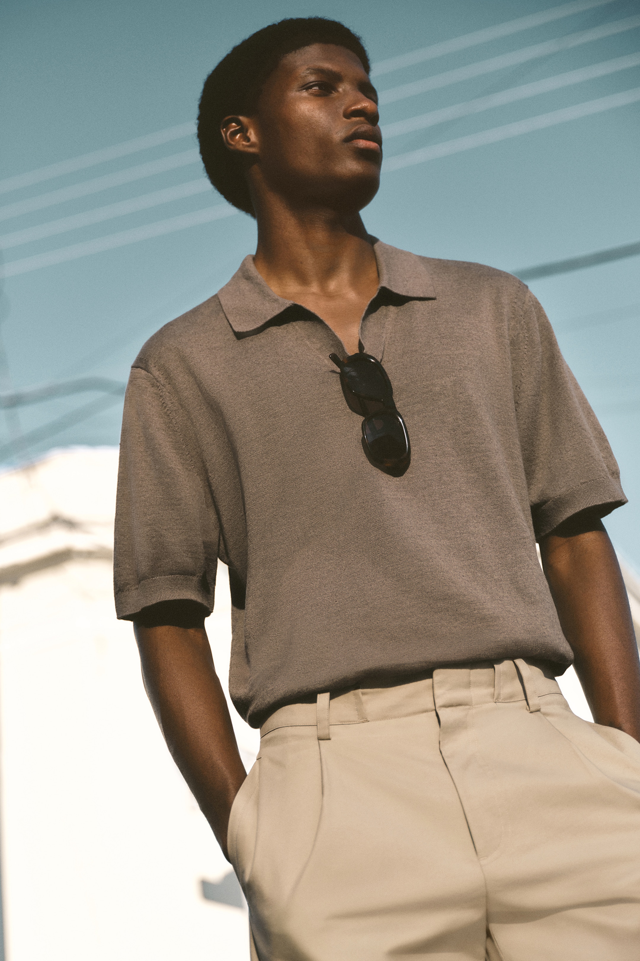Grotere afbeelding bekijken: GEBREIDE LINNEN POLOSHIRT - DONKER MOL - HEREN | H&M BE 6