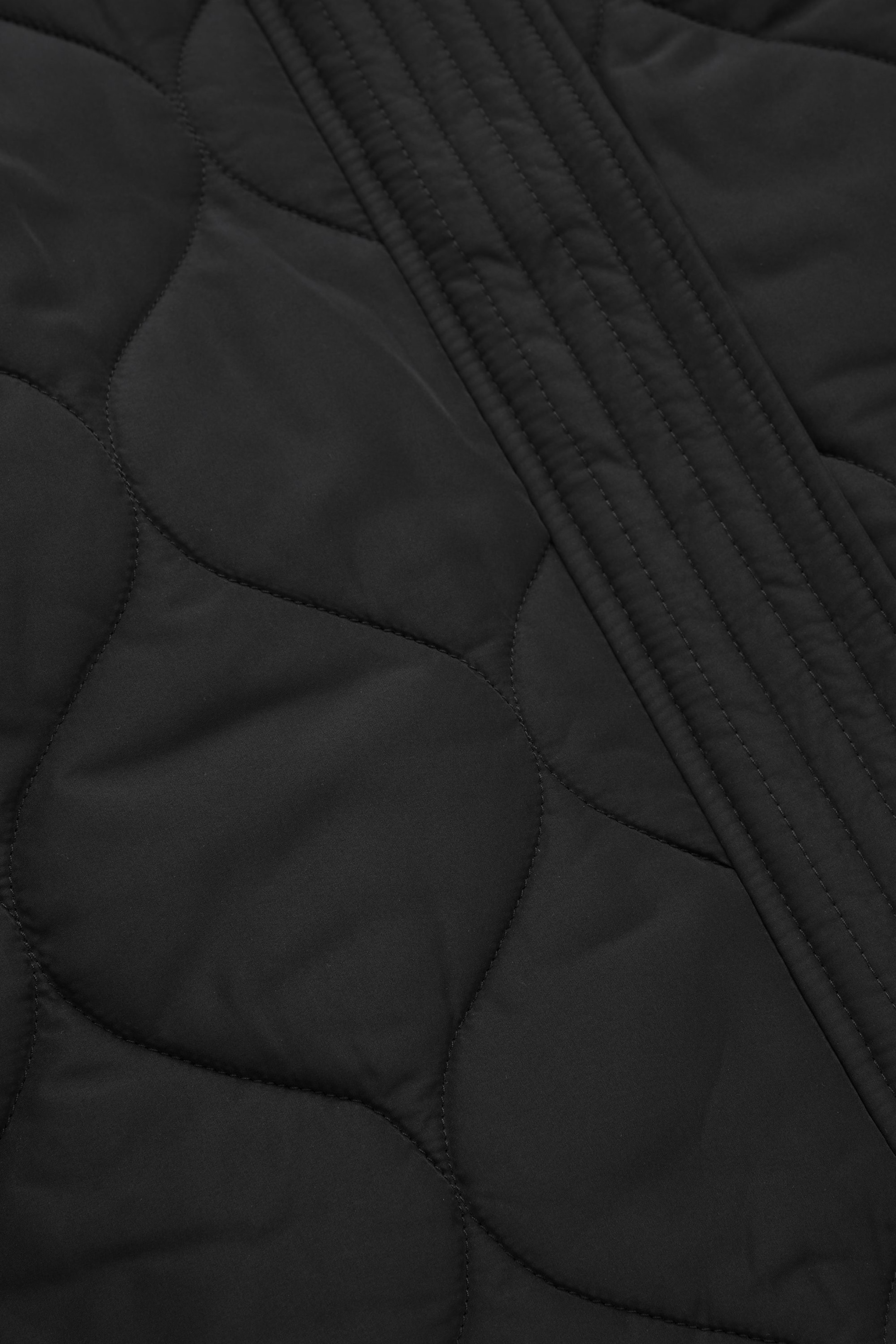 StillMedia/DescriptiveDetail