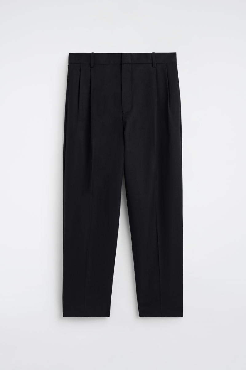 Pleated Relaxed-Fit Tapered Pants
