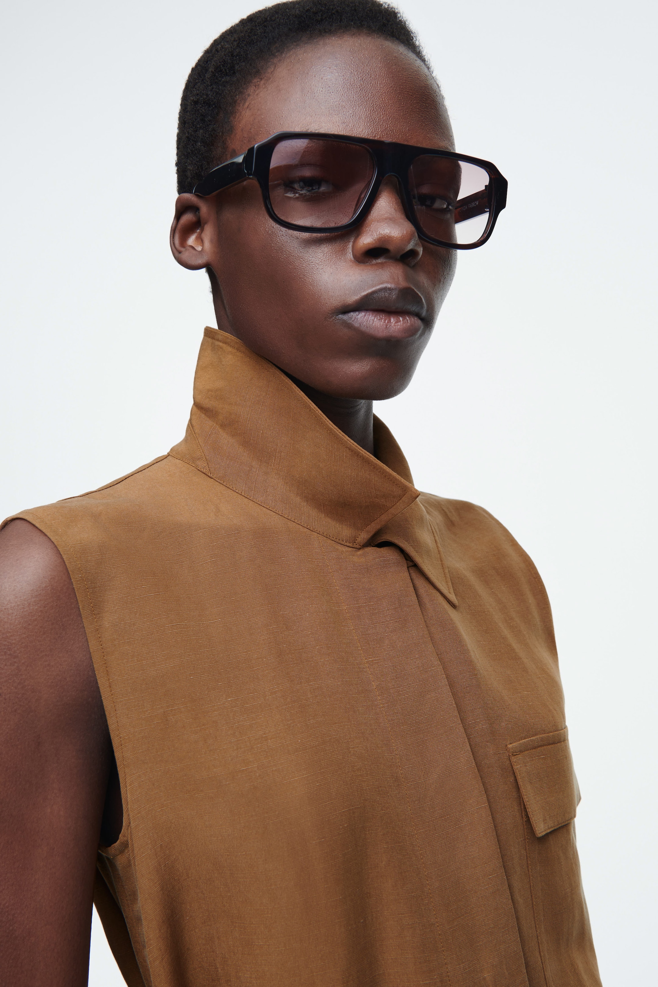 SLEEVELESS UTILITY MIDI SHIRT DRESS