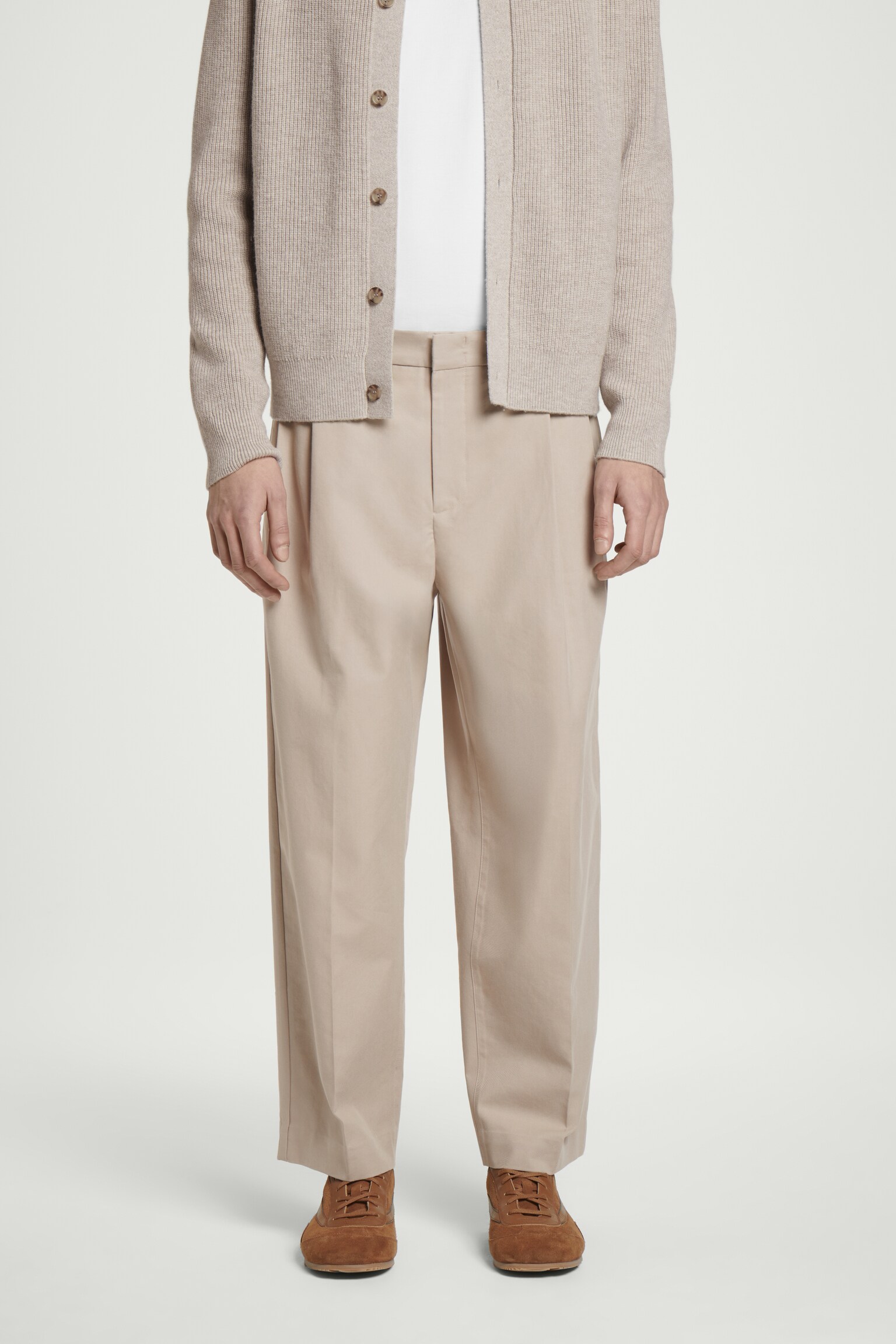 PANTALON À PLIS FUSELÉ DÉCONTRACTÉ EN COTON - TAUPE/BLEU MARINE - 3