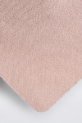 PURE CASHMERE TRIANGLE SCARF — PINK 2