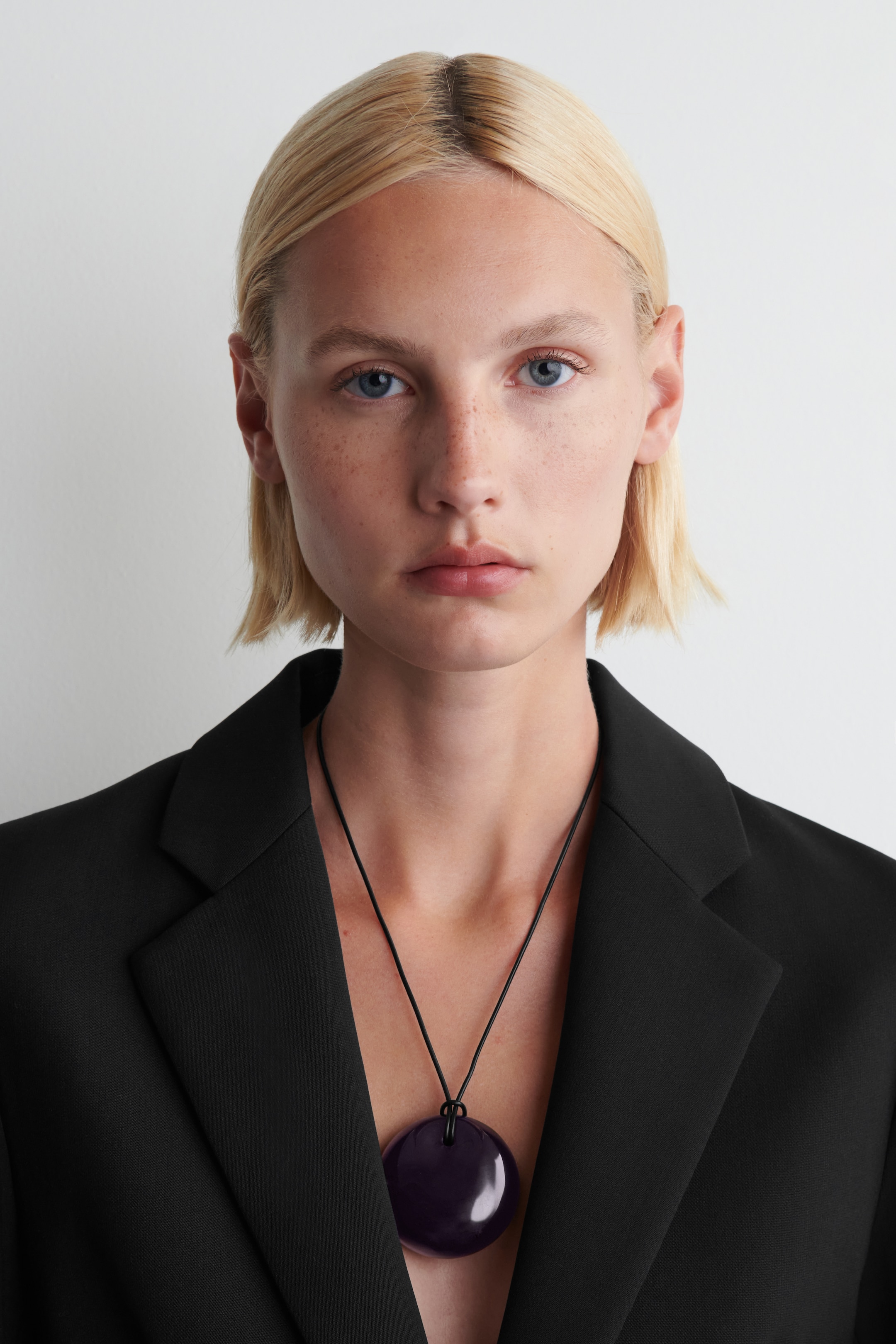 Visualizza immagine più grande: COLLANA CON PENDENTE IN VETRO - VIOLA - DONNA | H&M IT 1