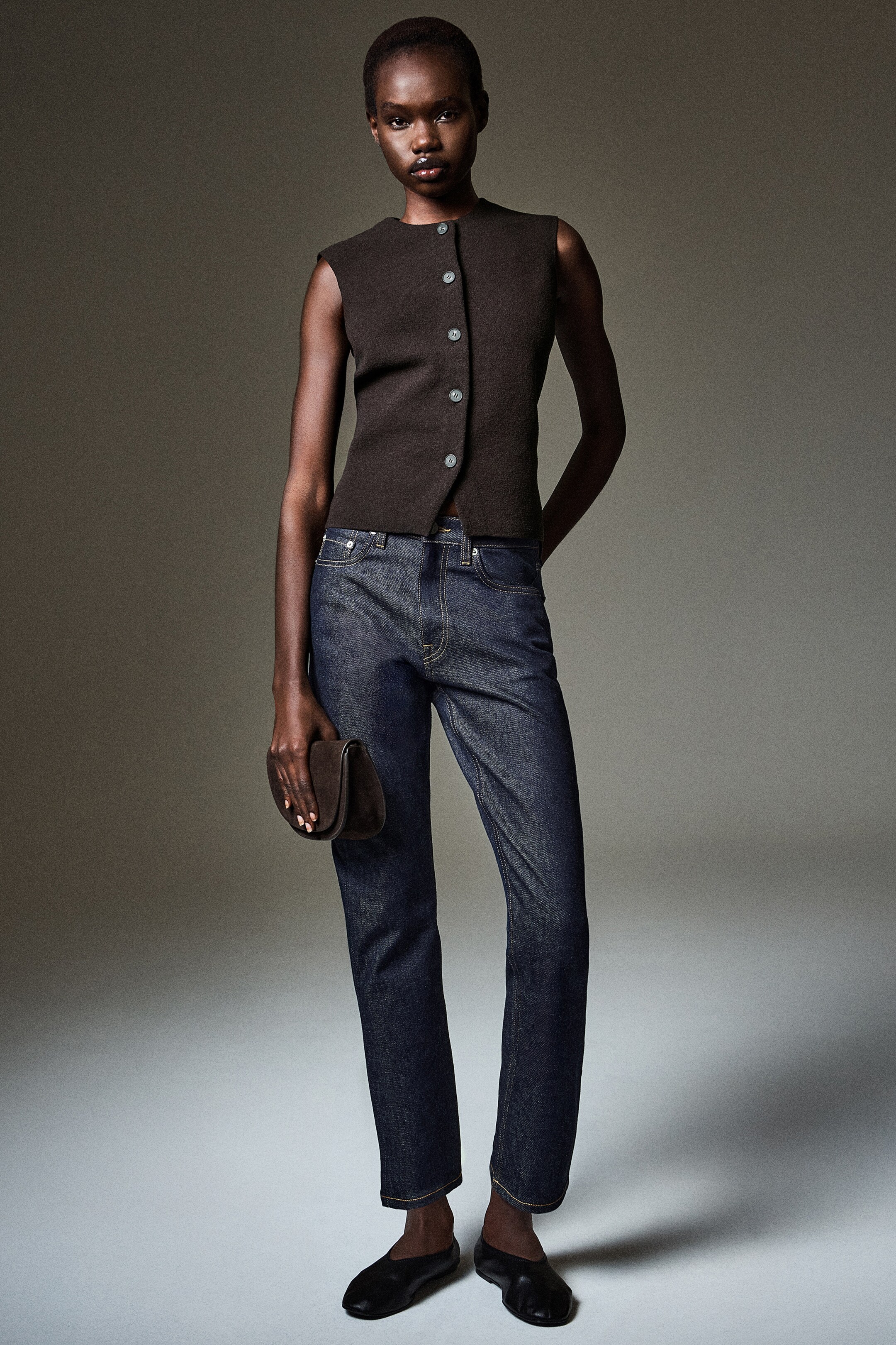 Größeres Bild anzeigen: FLUTE JEANS MIT SCHMALEM BEIN - Dunkelblau - Ladies | H&M AT 6