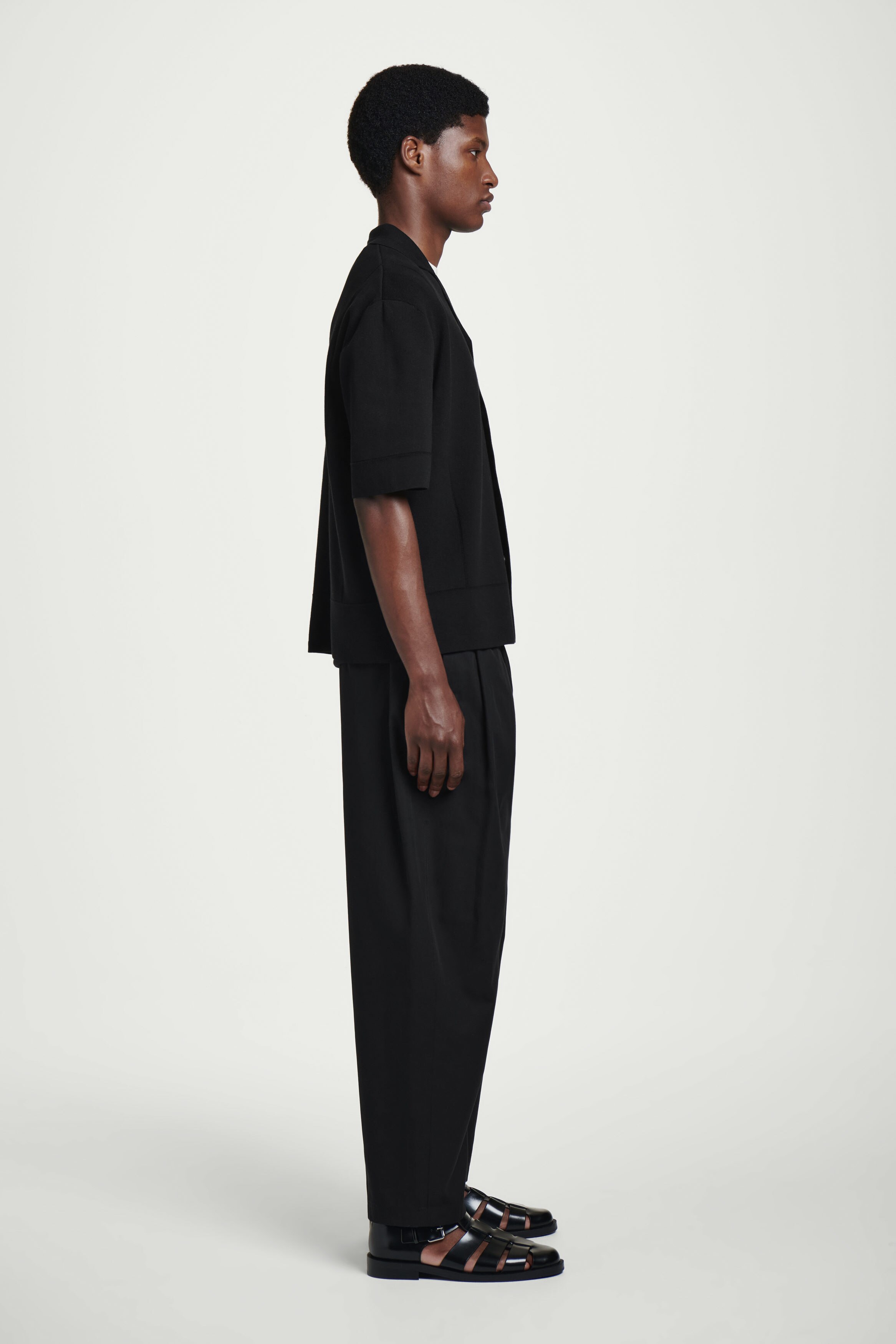 CROPPED ELASTICATED WIDE-LEG PANTS - BLACK | COS