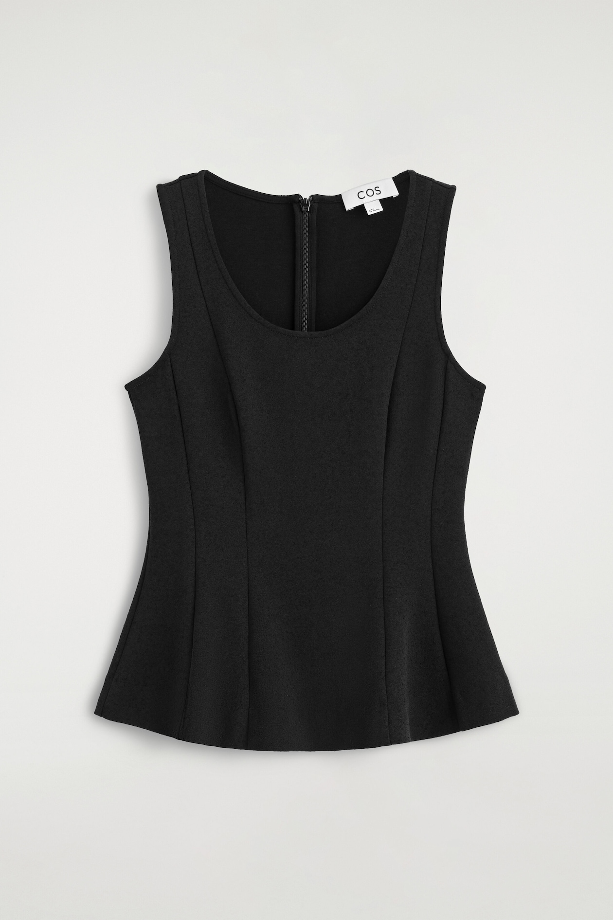 SCULPTED PANELED JERSEY TOP — BLACK