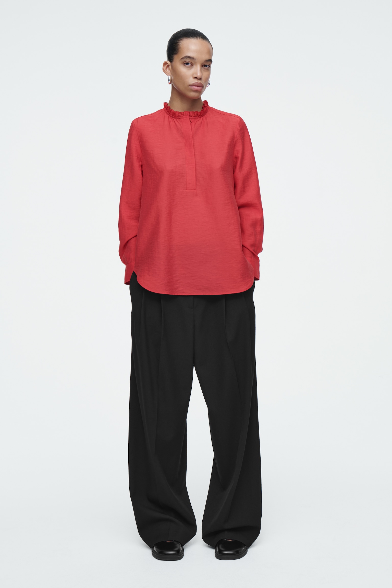RUFFLE-COLLAR TEXTURED BLOUSE - RED - 3