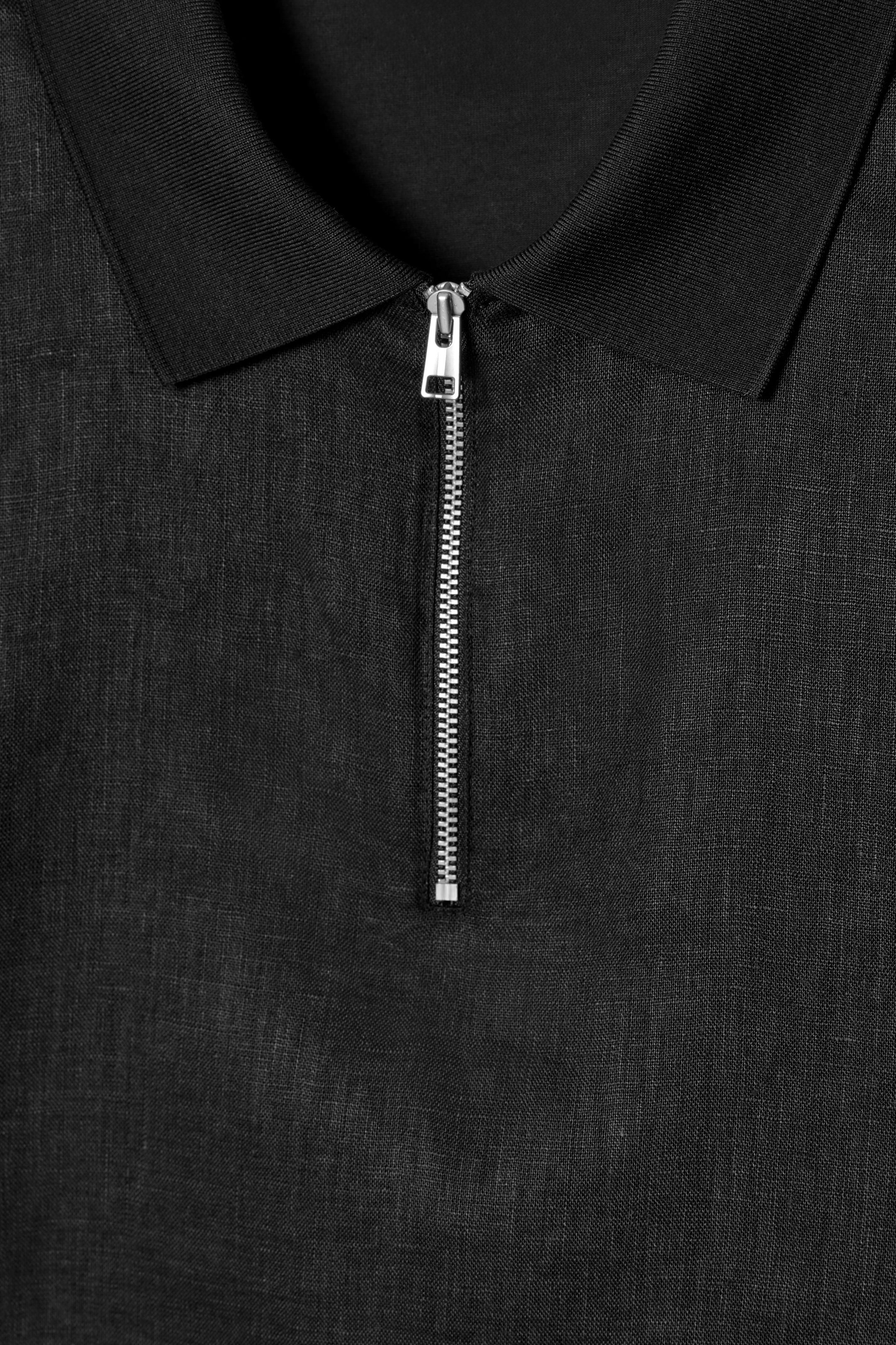 View larger image: CONTRAST-PANEL LINEN HALF-ZIP POLO SHIRT - BLACK - Men | H&M GB 8