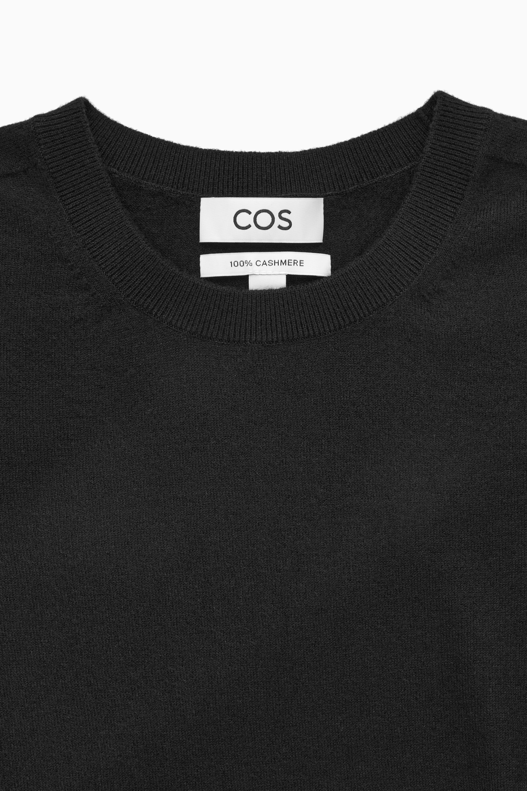 Vis større bilde: PURE CASHMERE KNITTED T-SHIRT - BLACK - DAME | H&M NO 2