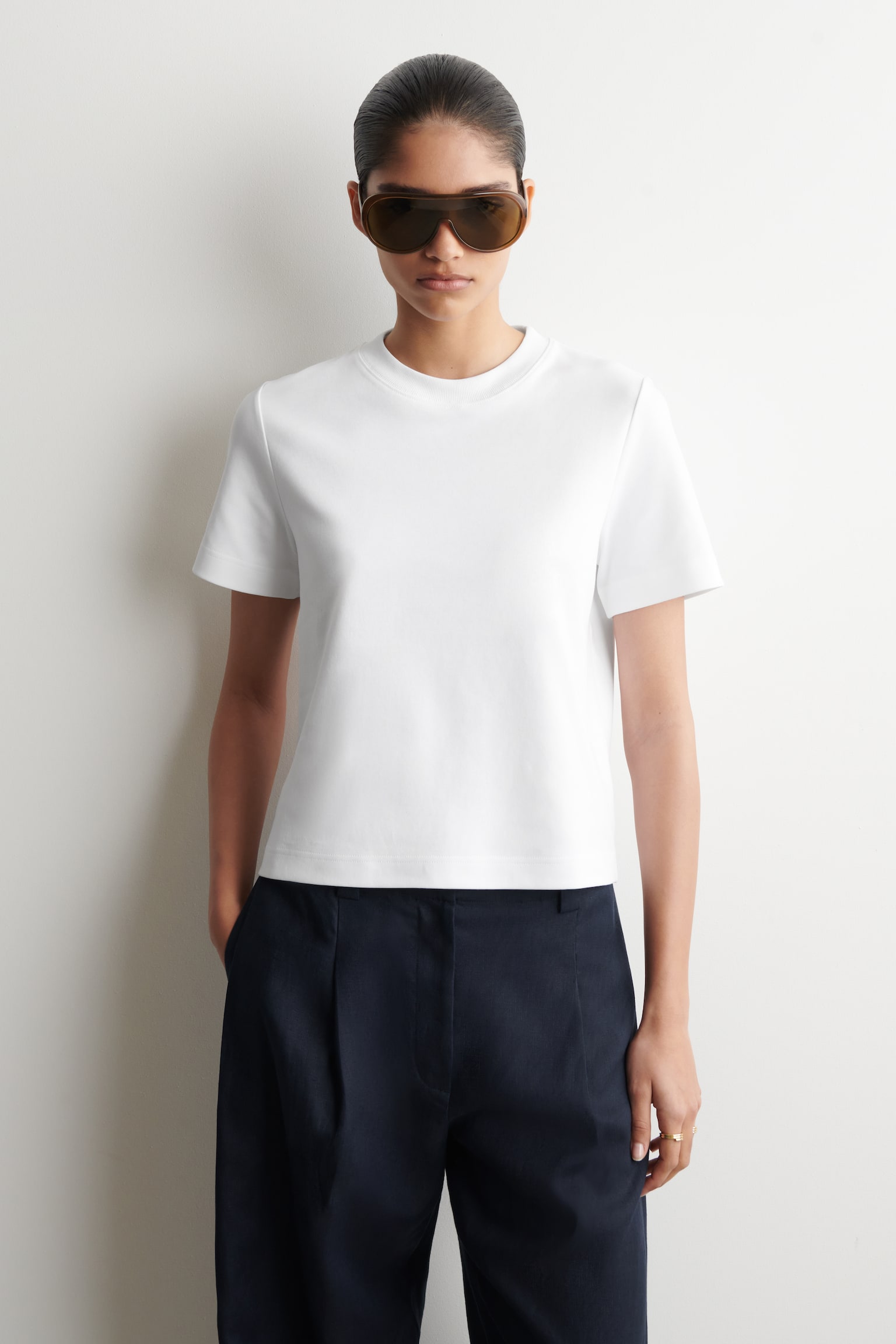 SCHLICHTES T-SHIRT-WEISS - 1