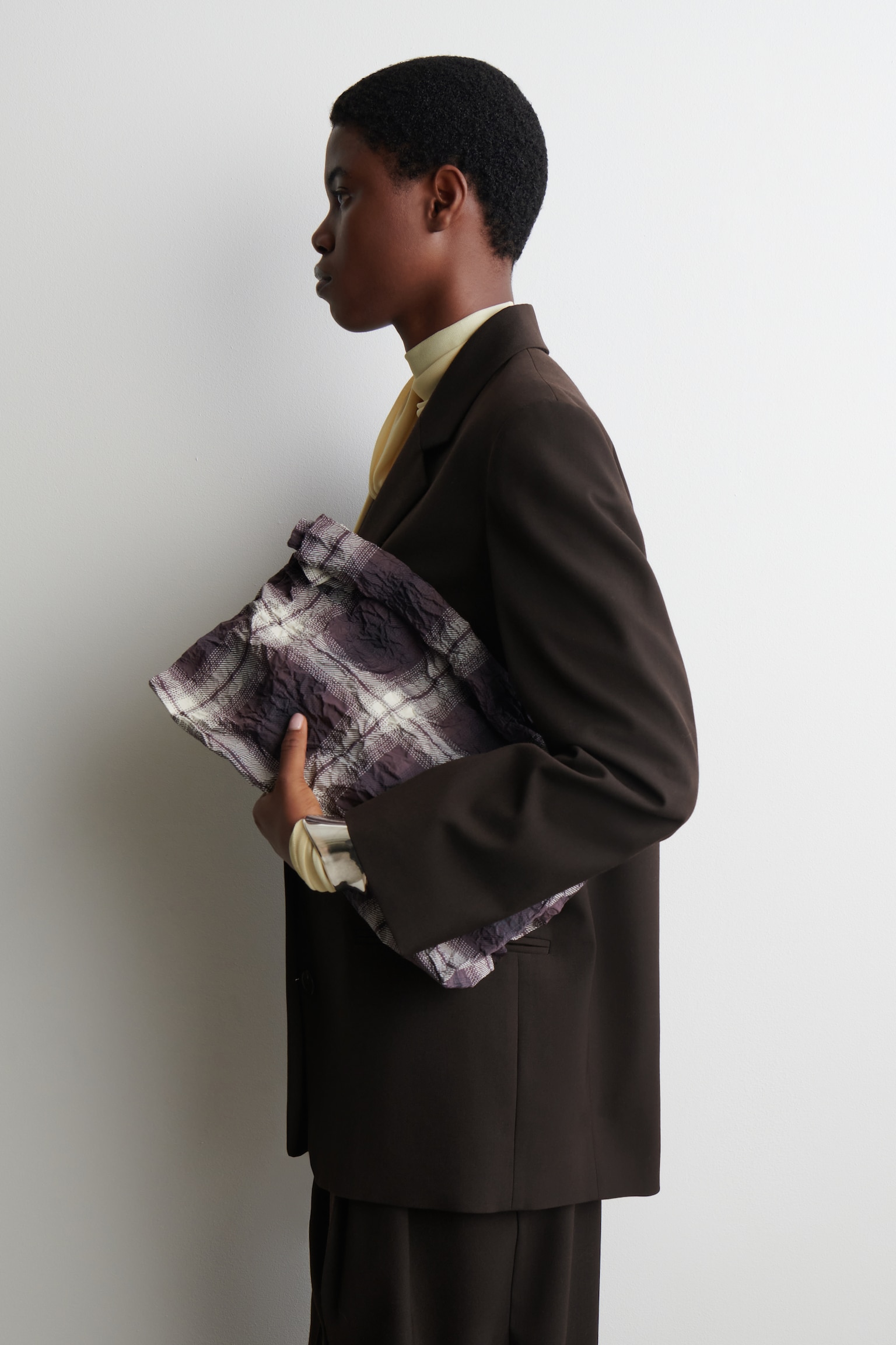 FOLDED OVERSIZED CLUTCH BAG - BURGUNDY / CHECKED/ΜΠΕΖ / ΚΑΡΩ
