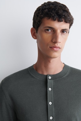 SLIM MERINO WOOL HENLEY TOP — DARK GRAY 5