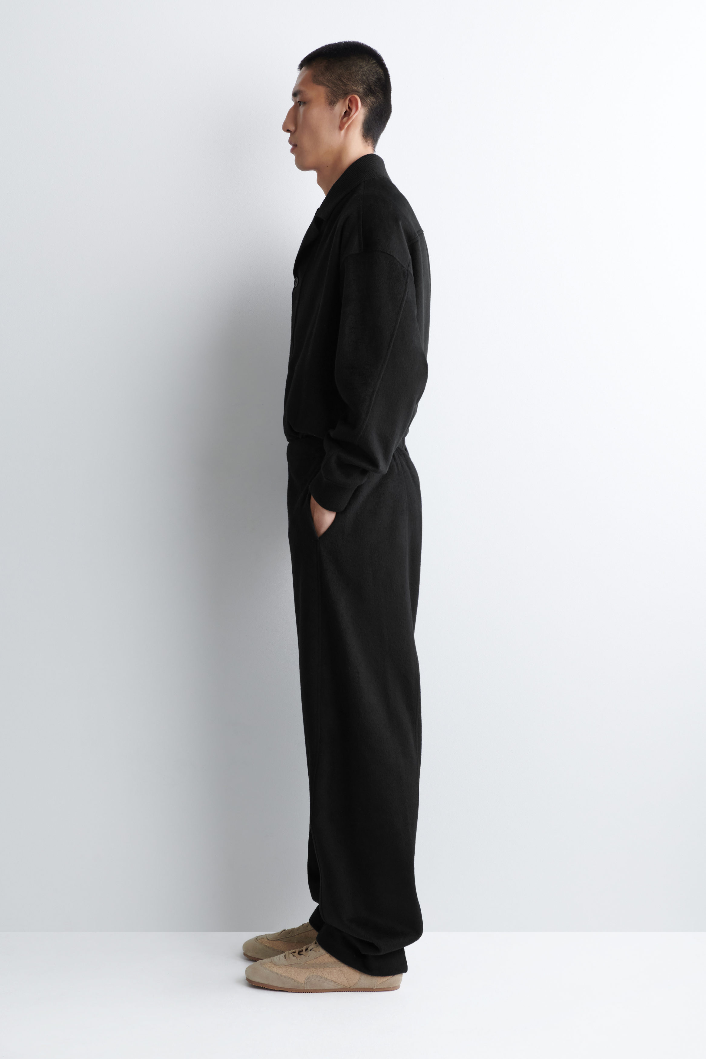 WOOL-BLEND BARREL-LEG PANTS - thumbnail 3