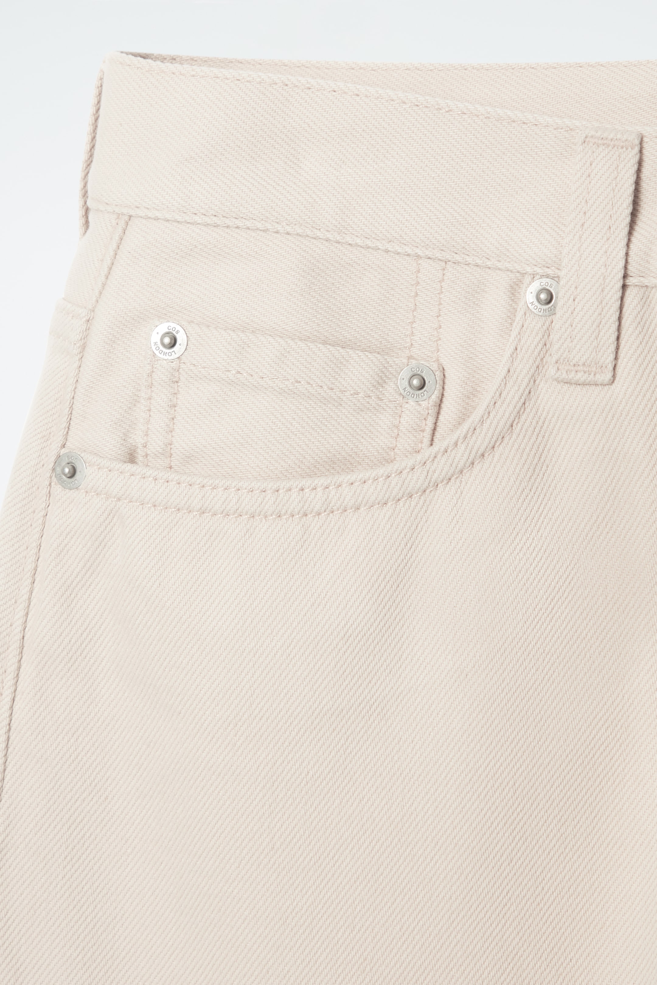 Grösseres Bild ansehen: MAXIROCK AUS DENIM - ELFENBEIN - DAMEN | H&M CH 3