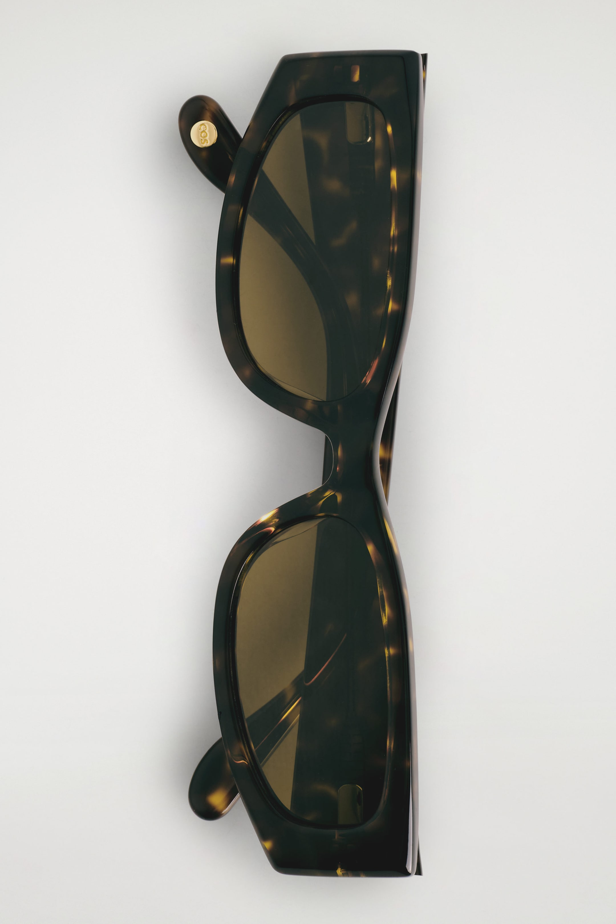 StillMedia/DescriptiveDetail