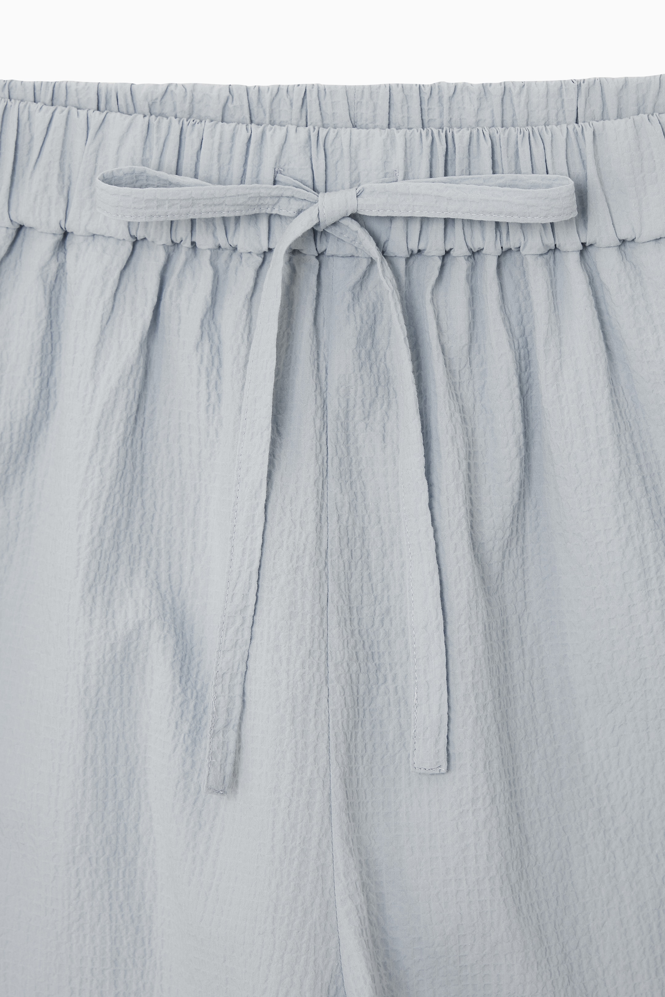 Grösseres Bild ansehen: SHORTS AUS SEERSUCKER MIT KORDELZUGBUND - HIMMELBLAU - DAMEN | H&M CH 2