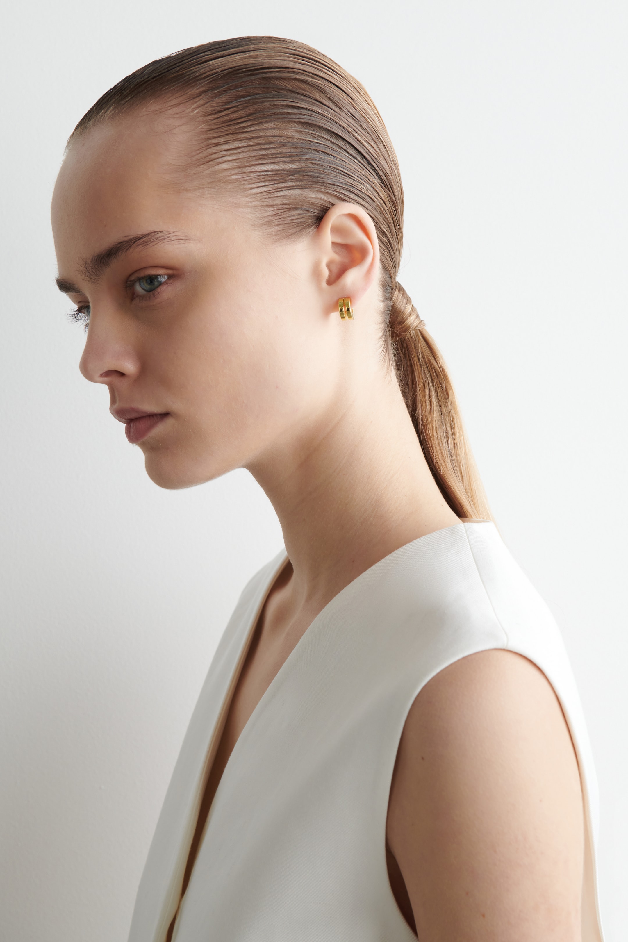 Visualizza immagine più grande: ORECCHINI MINI A DOPPIO CERCHIO - ORO - DONNA | H&M IT 2