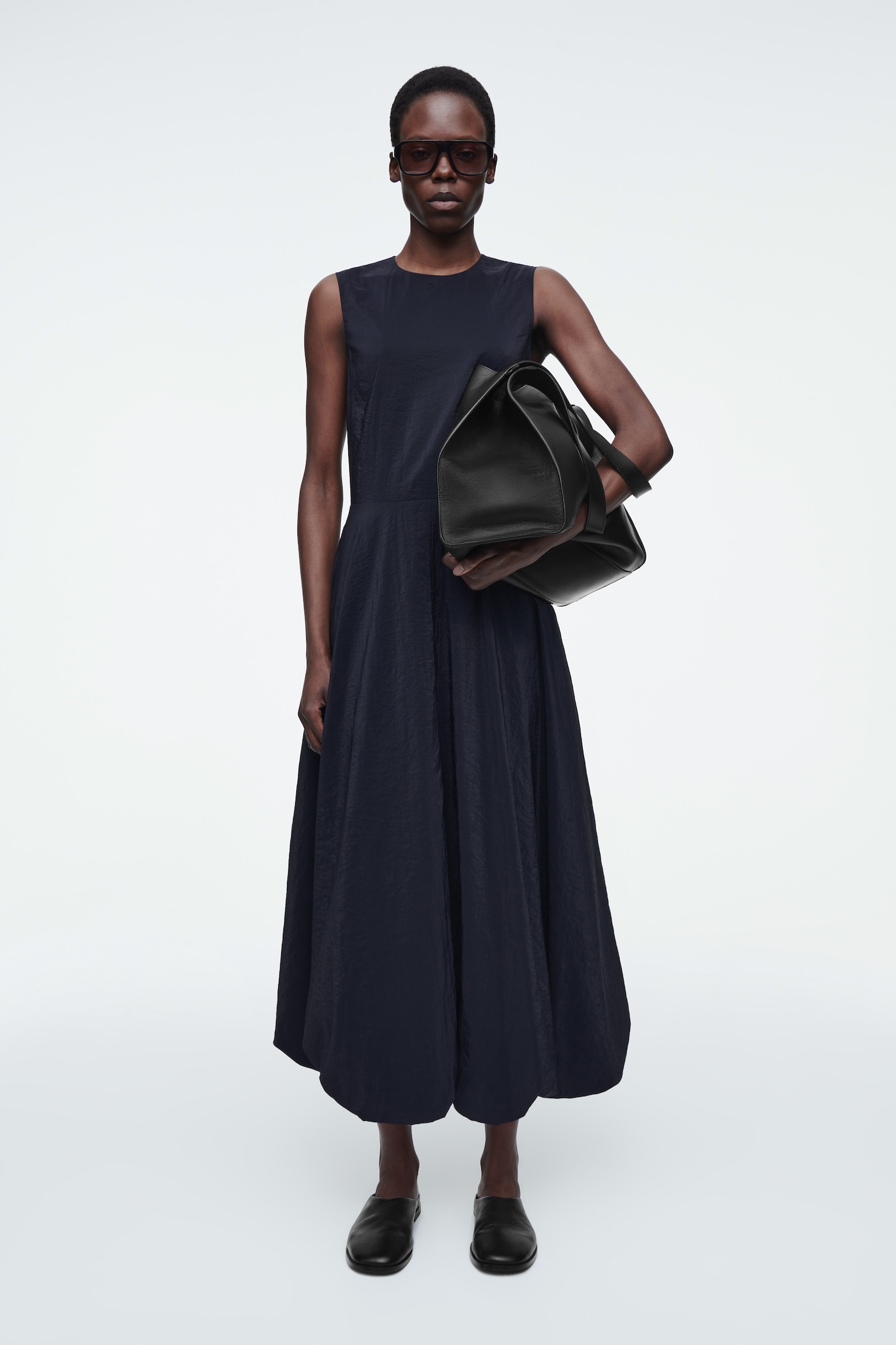 SLEEVELESS BUBBLE-HEM MIDI DRESS - NAVY/LIGHT PINK/ORANGE