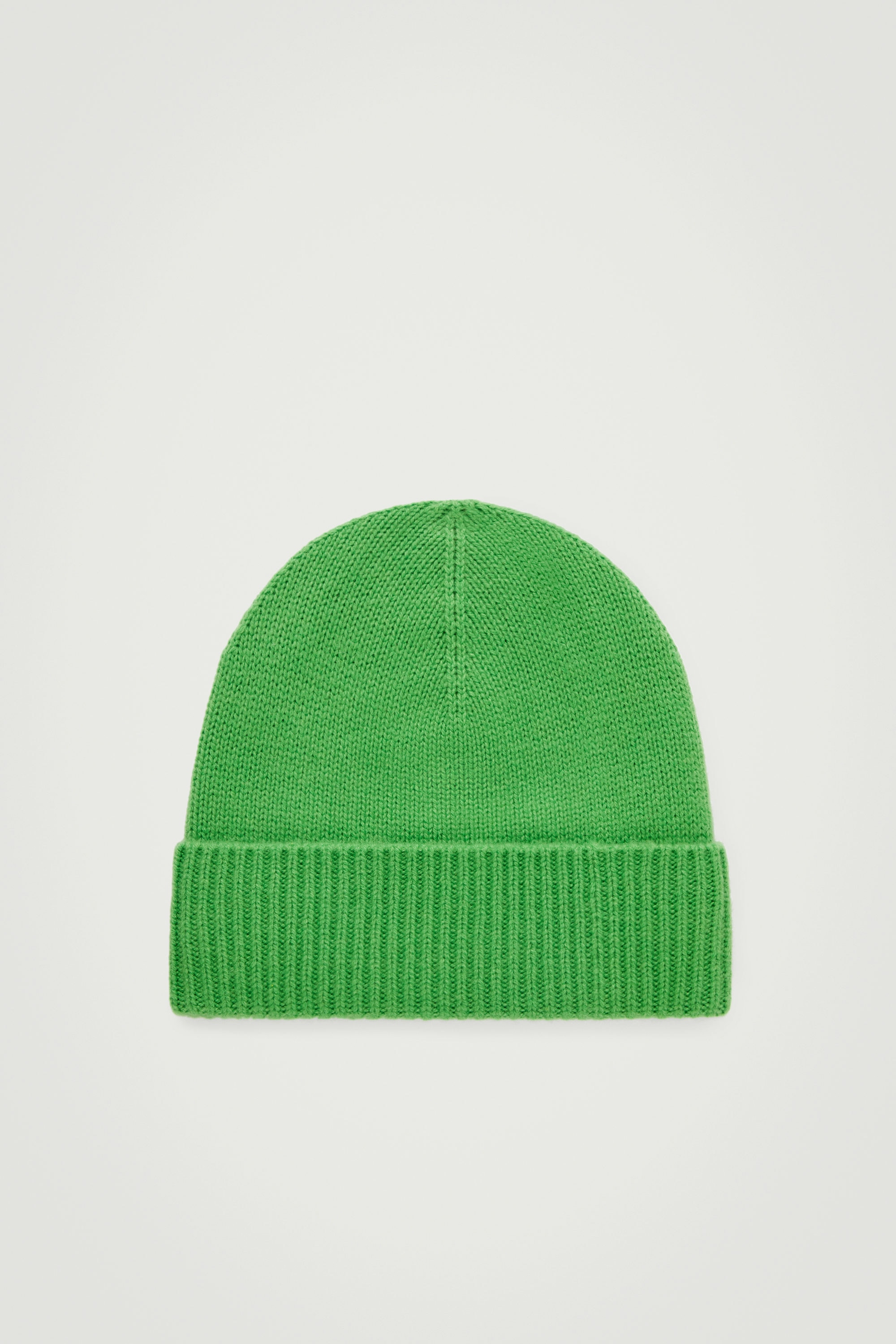 CASHMERE BEANIE - BRIGHT GREEN | COS
