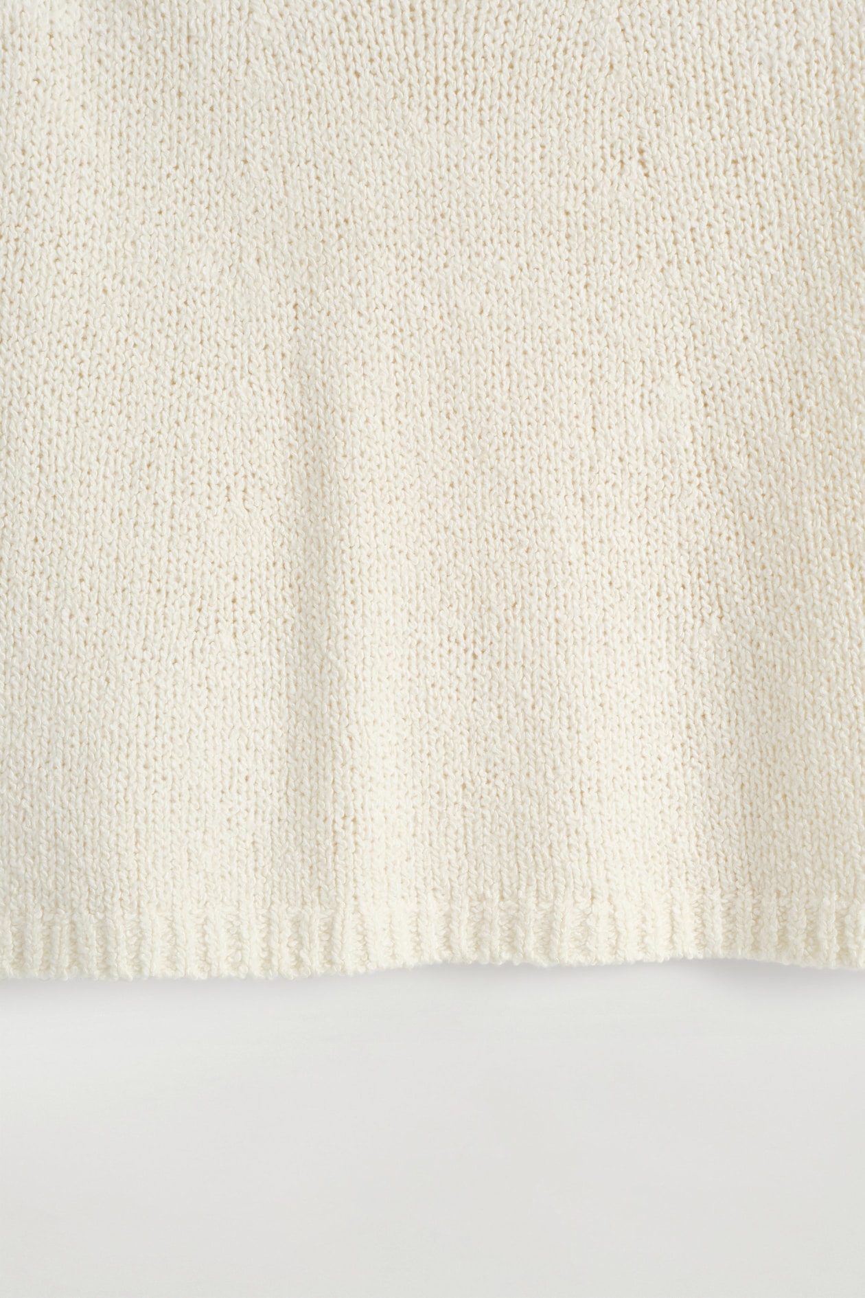 MERINO-CASHMERE CAPE — CREAM