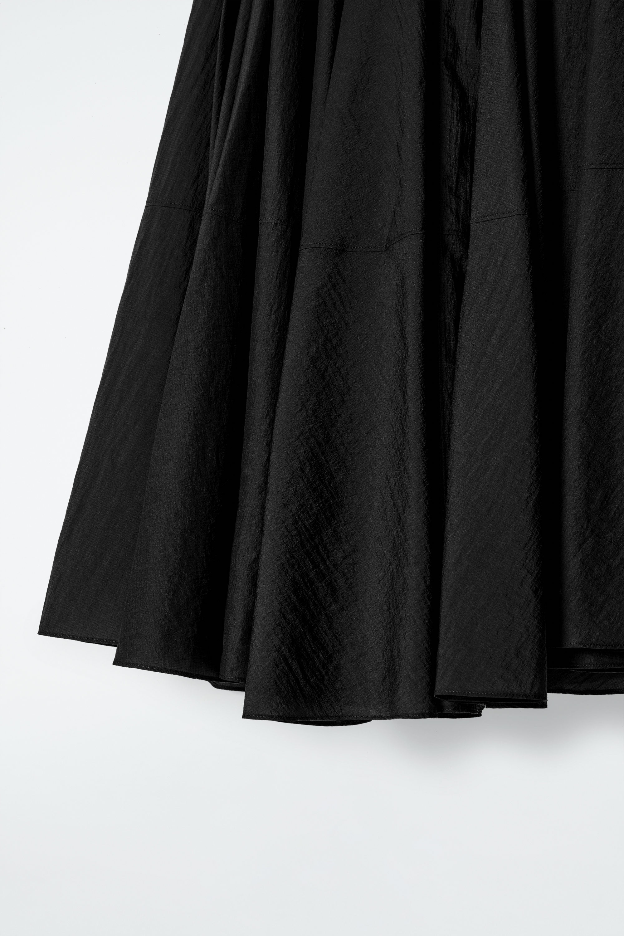 ＊韓国＊［BLACKUP］Coroi Dot Midi Skirt 2color S,M Curvero Dot Chiffon Midi Skirt – BLACKUP