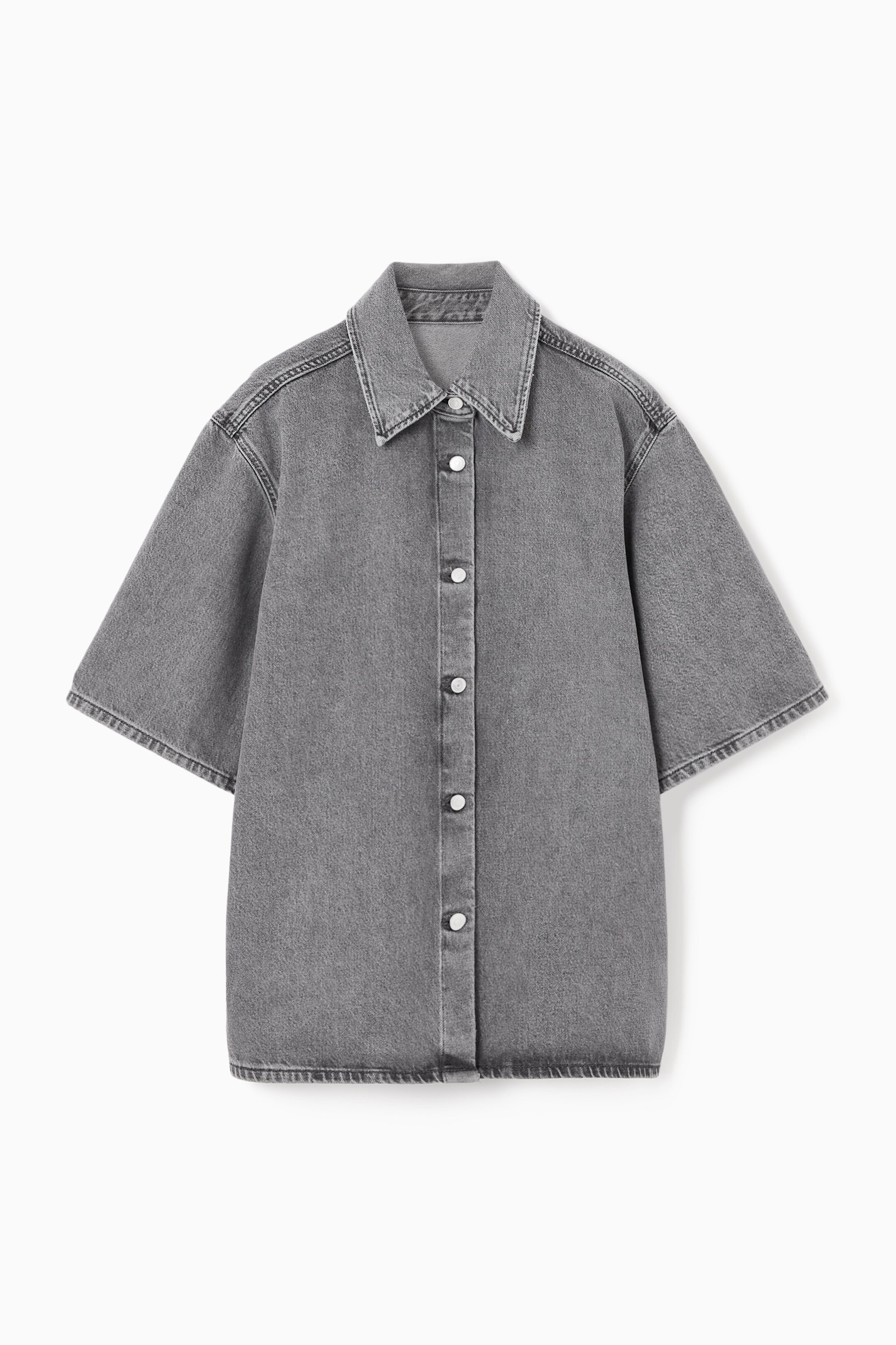 Grösseres Bild ansehen: LOCKERES KURZARMHEMD AUS DENIM - GRAUE WASCHUNG - DAMEN | H&M CH 1