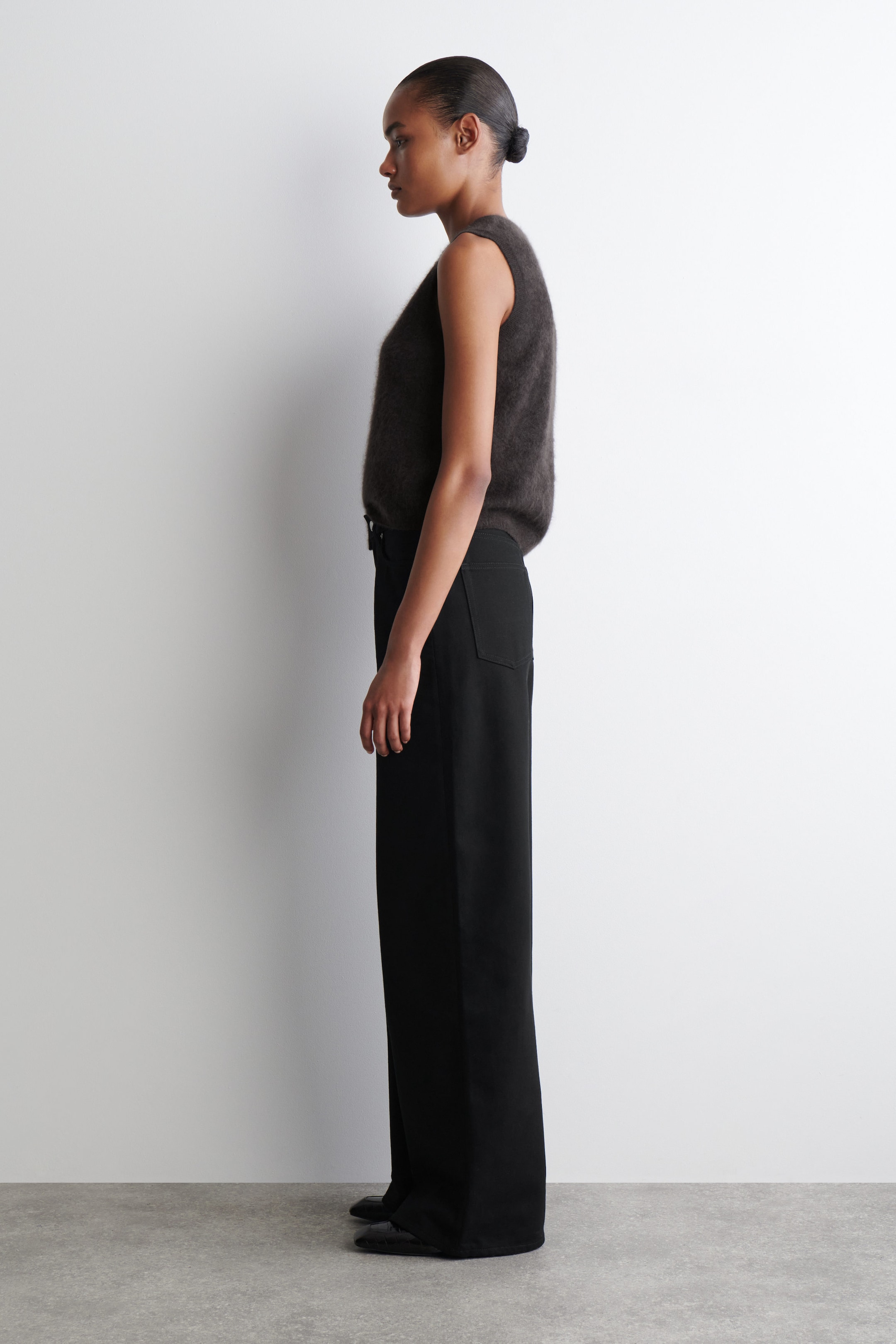 DIAL WIDE-LEG JEANS
