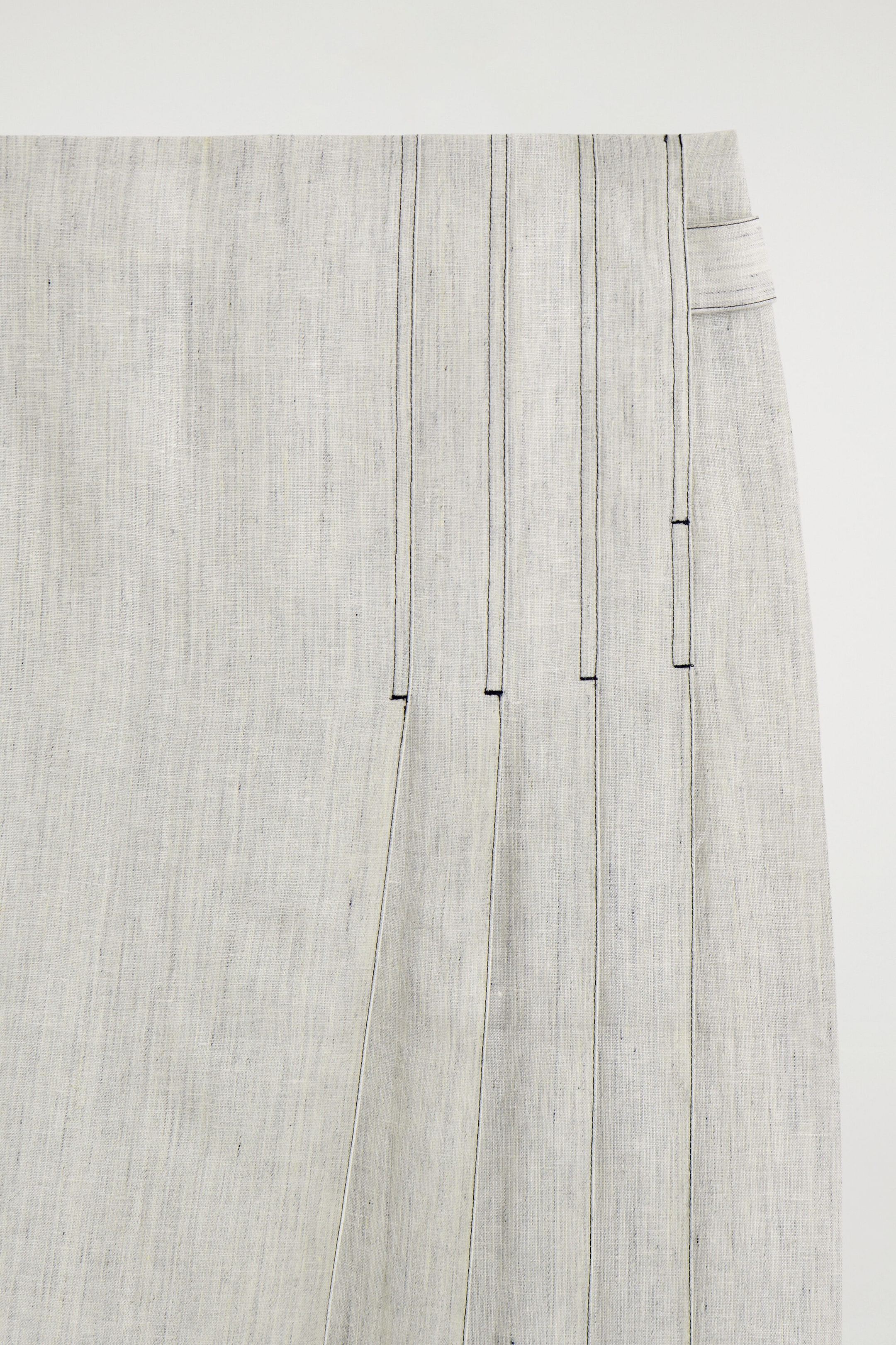 StillMedia/DescriptiveDetail