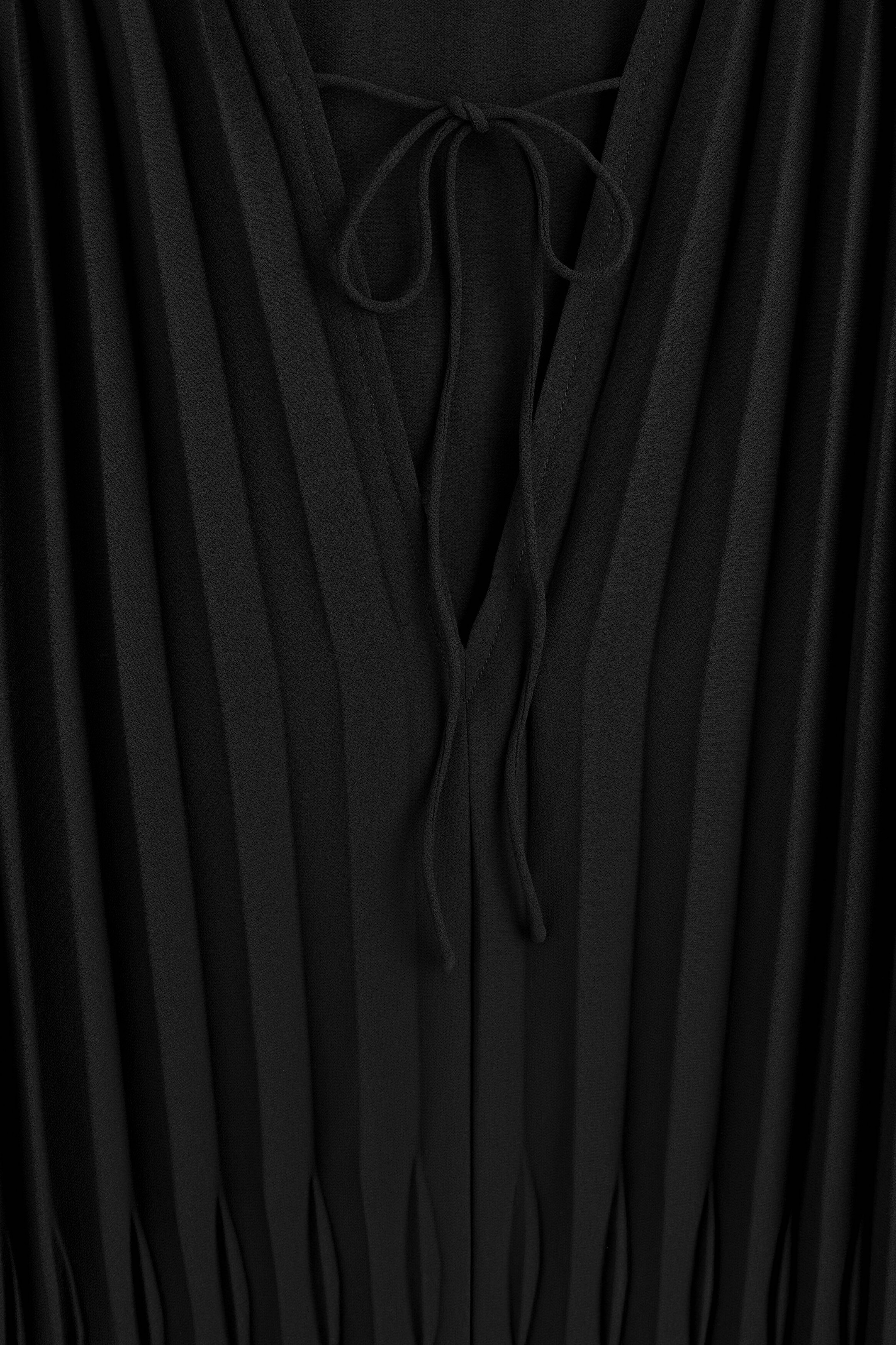 StillMedia/DescriptiveDetail