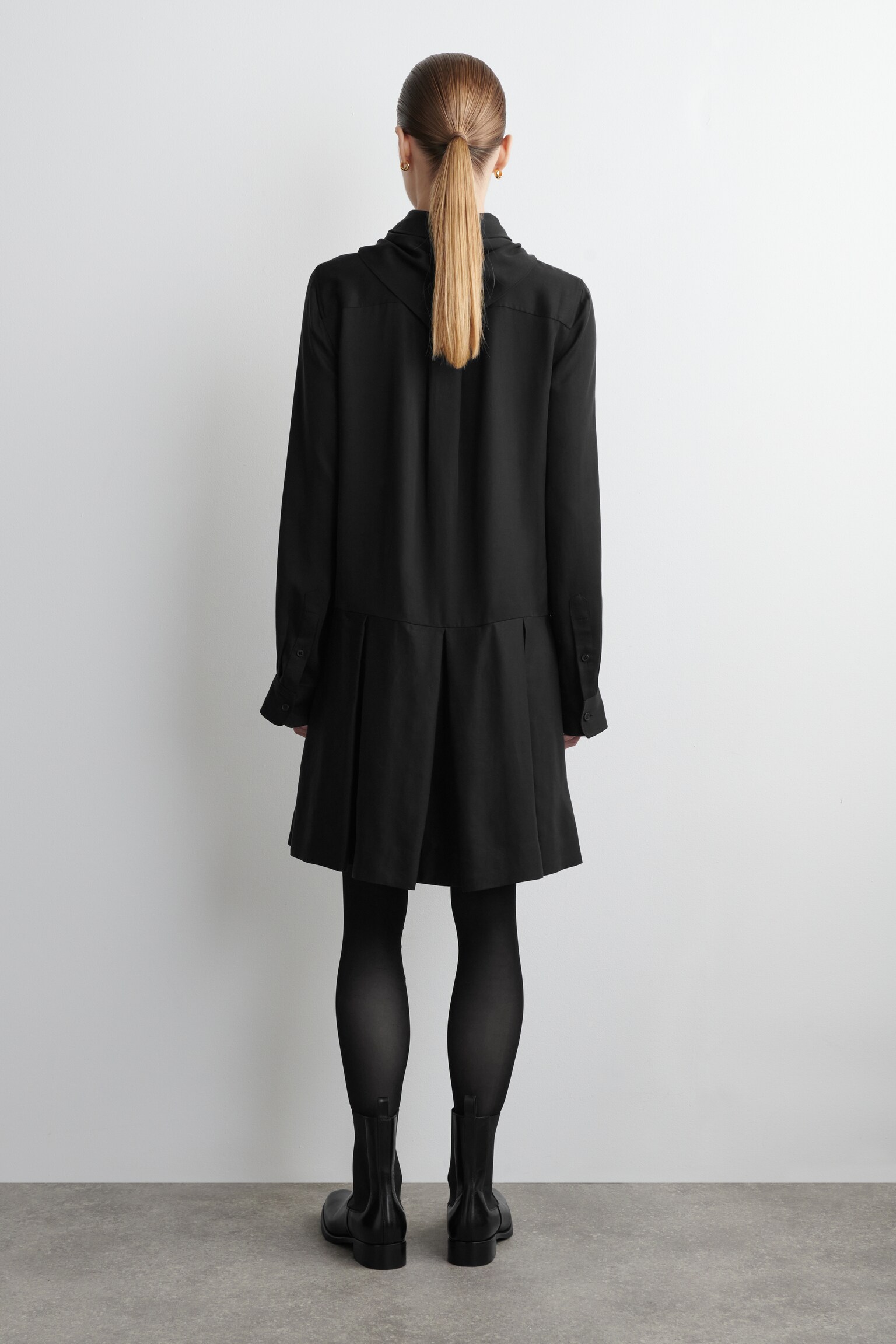 SCARF-DETAIL DROPPED-WAIST MINI DRESS - BLACK/BROWN - 6
