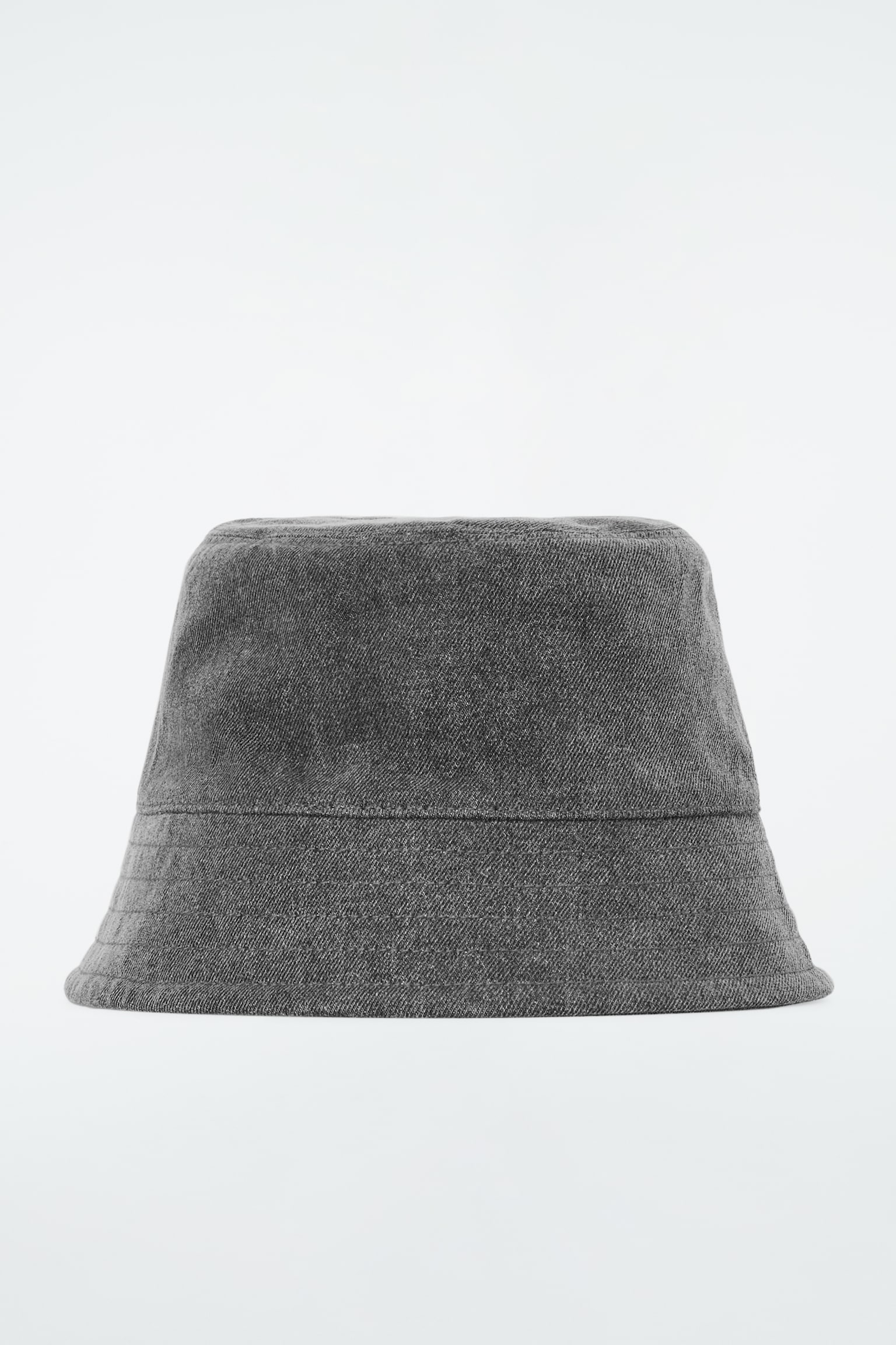 DENIM BUCKET HAT - GREY/LIGHT BLUE