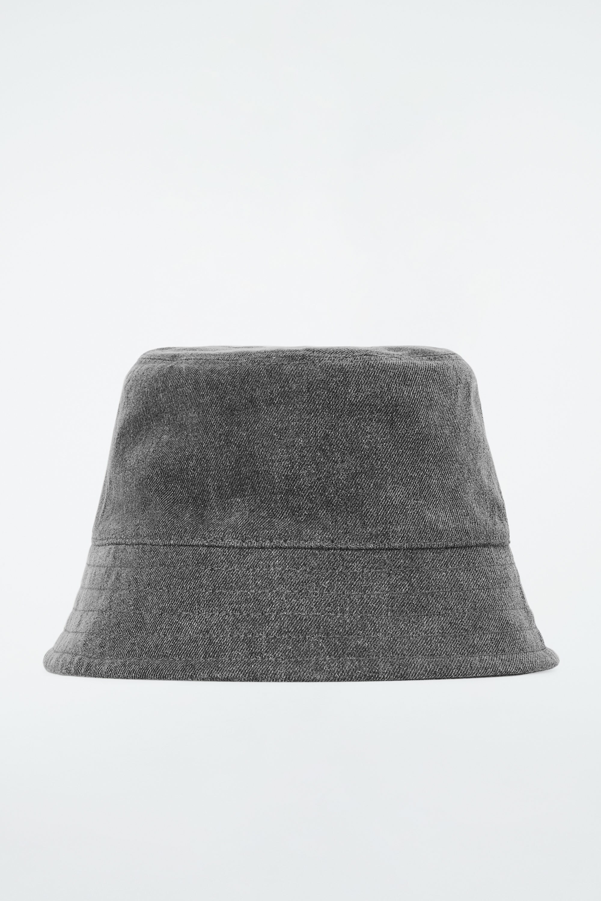 COVERNAT■New Basic Denim Bucket Hat■送料込 DENIM BUCKET HAT - GREY | COS