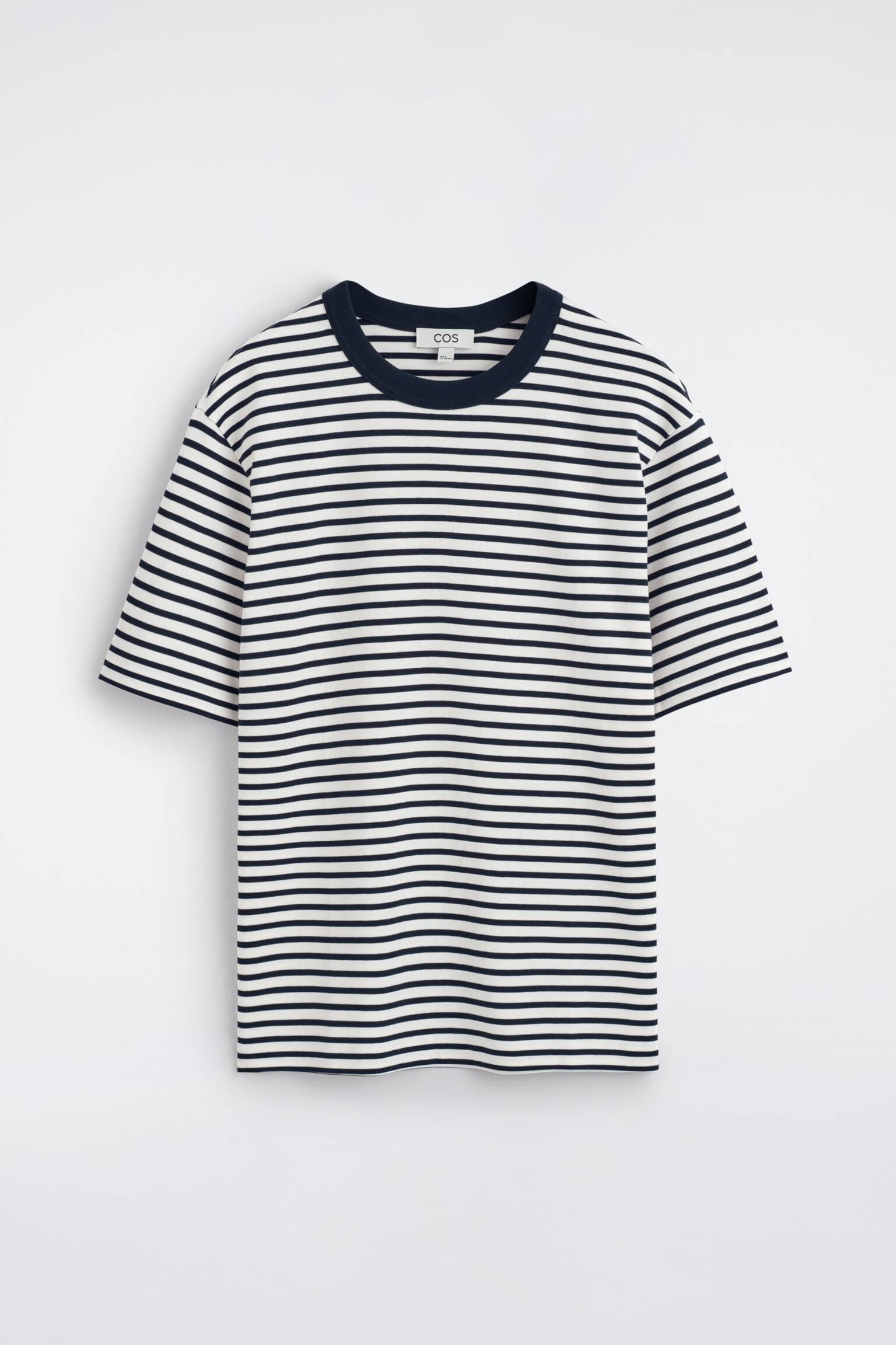 T-SHIRT DE ALGODÃO INTERLOCK COM GOLA REDONDA - AZUL-MARINHO/BRANCO/ÀS RISCAS/BRANCO/Azul claro/Azul brilhante/Verde / Branco / Listrado/PRETO/AZUL-MARINHO/AMARELO MANTEIGA/PRETO/AZUL-MARINHO/BRANCO/AZUL-MARINHO/BRANCO/ÀS RISCAS - 1