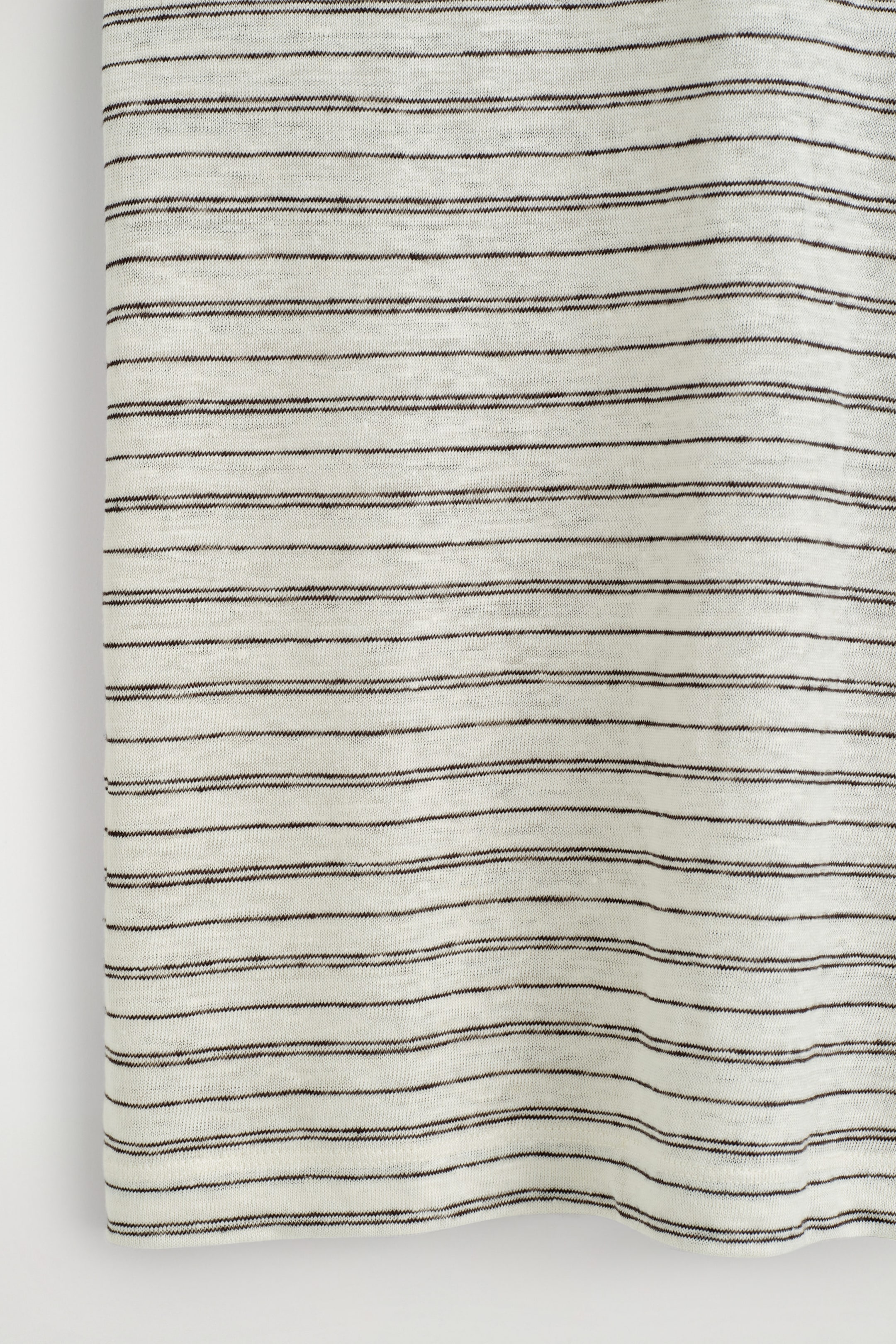 StillMedia/DescriptiveDetail