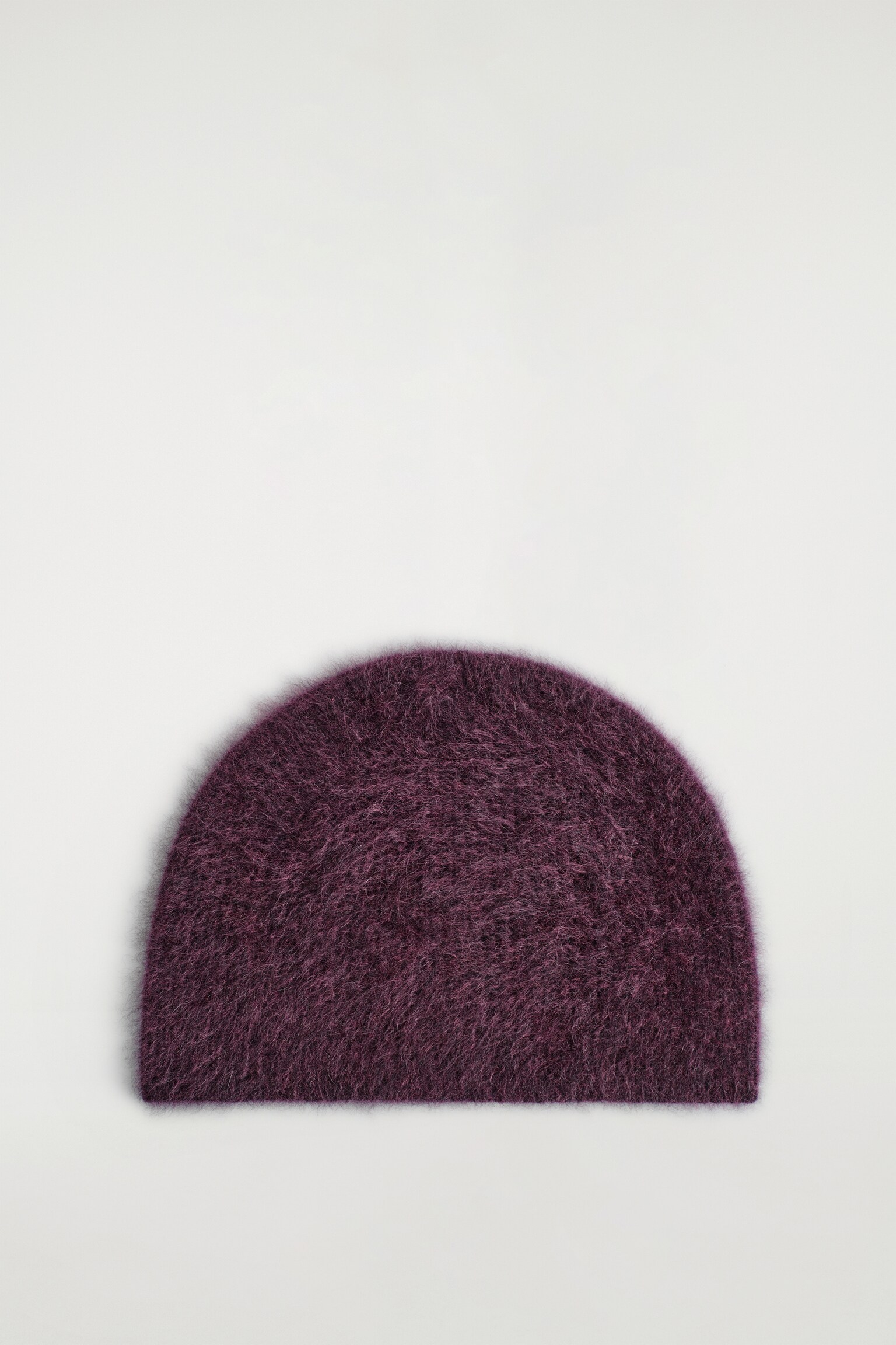 BEANIE AUS GEBÜRSTETEM KASCHMIR - BURGUNDERROT/Dunkelgrau - 1