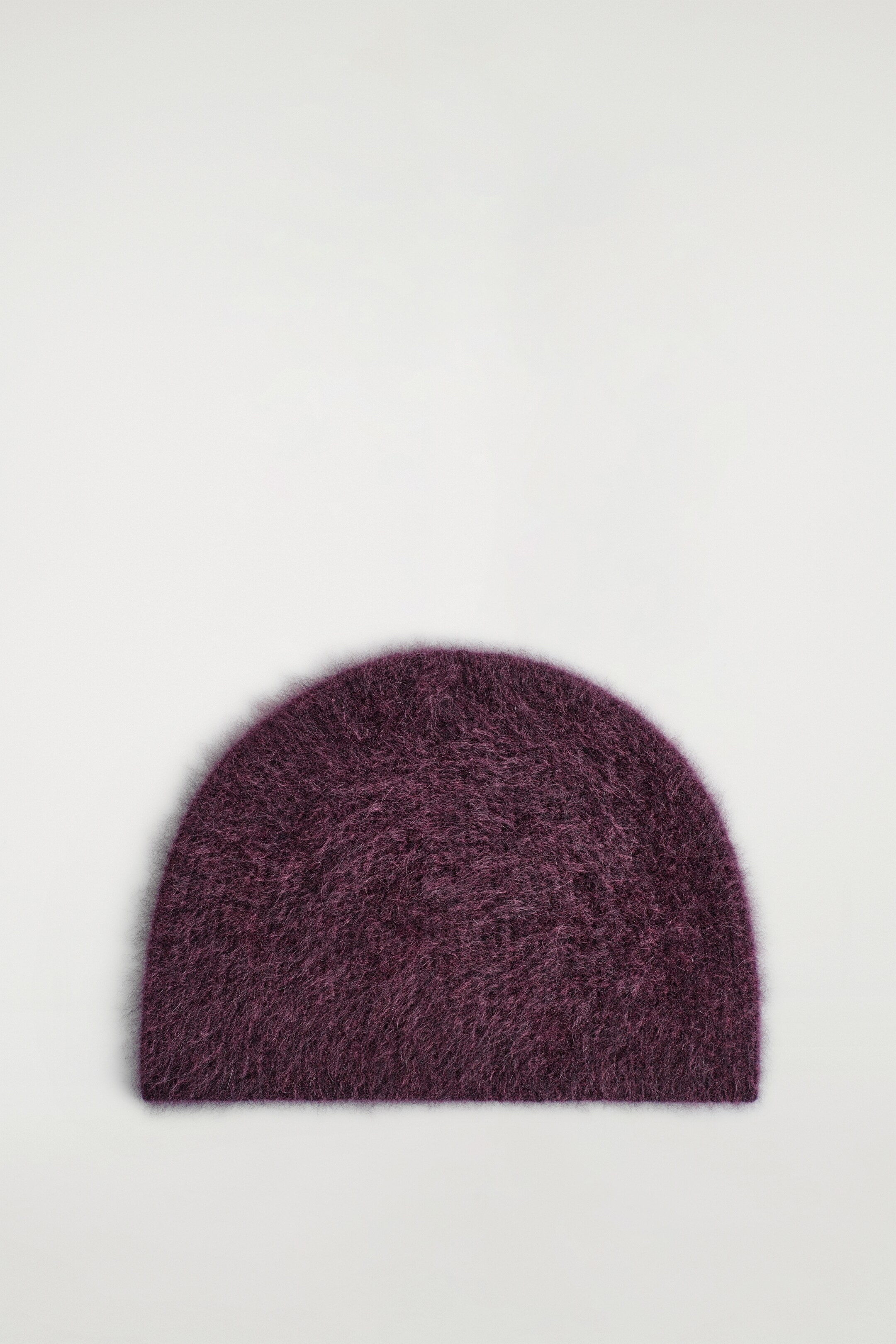 Zobrazit větší obrázek: ČEPICE Z ČESANÉHO KAŠMÍRU - BURGUNDY - ŽENY | H&M CZ 3