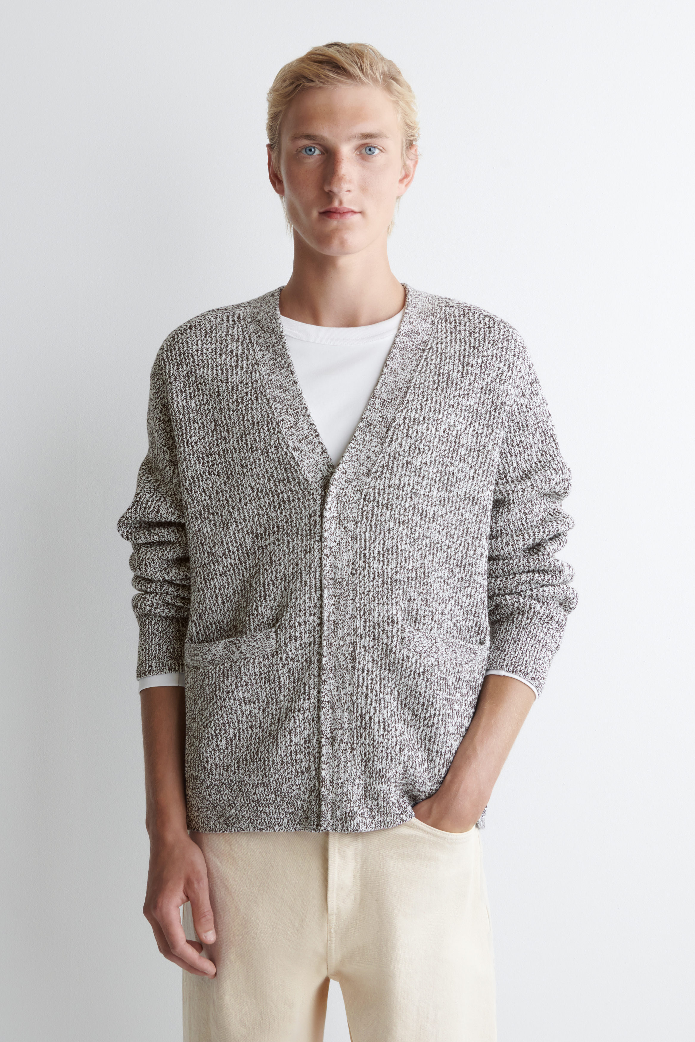 FLECKED V-NECK ZIP-UP CARDIGAN - BROWN MÉLANGE | COS