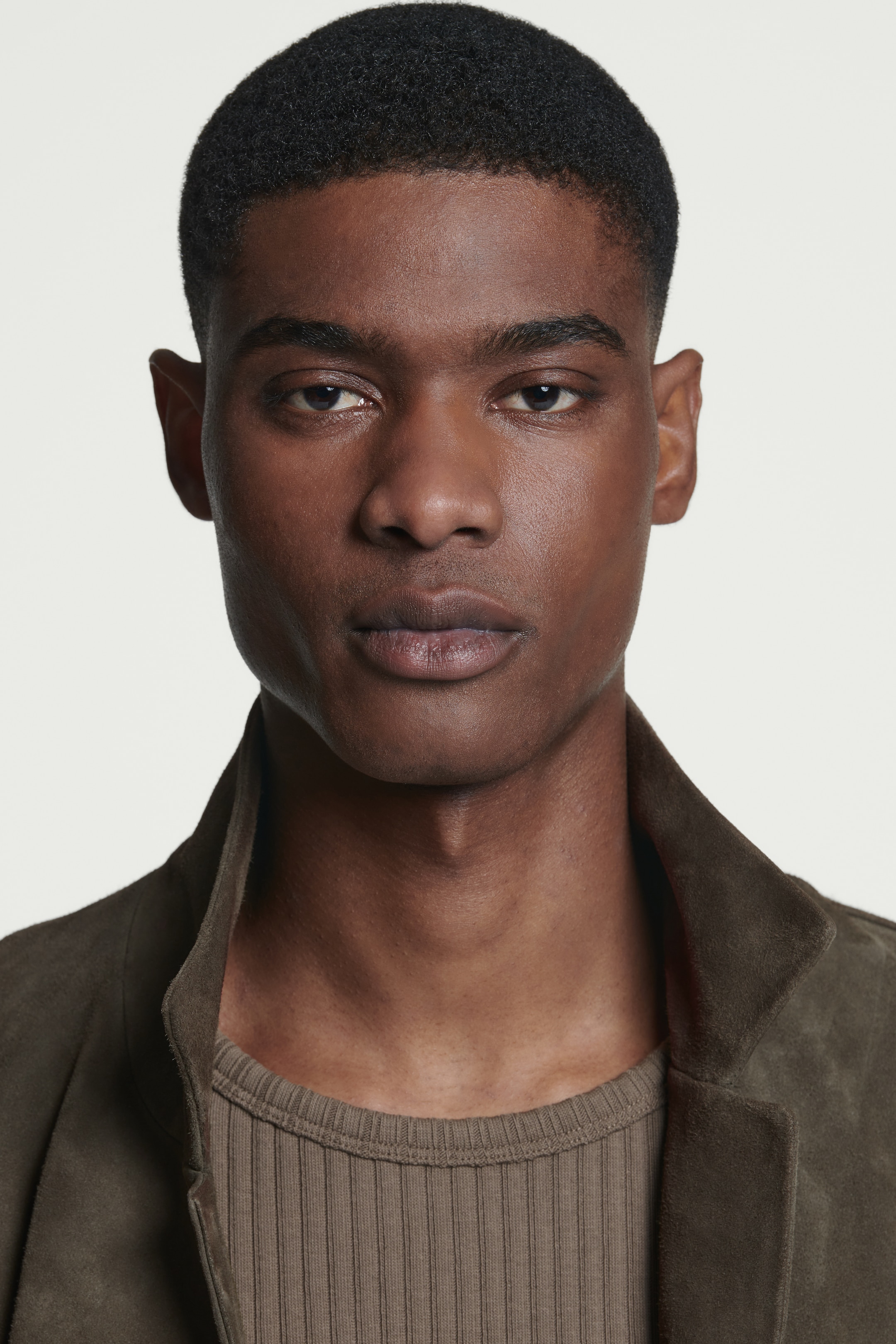Grösseres Bild ansehen: SCHMALES TANKTOP AUS BAUMWOLLE - MAULWURFSBRAUN - HERREN | H&M CH 3