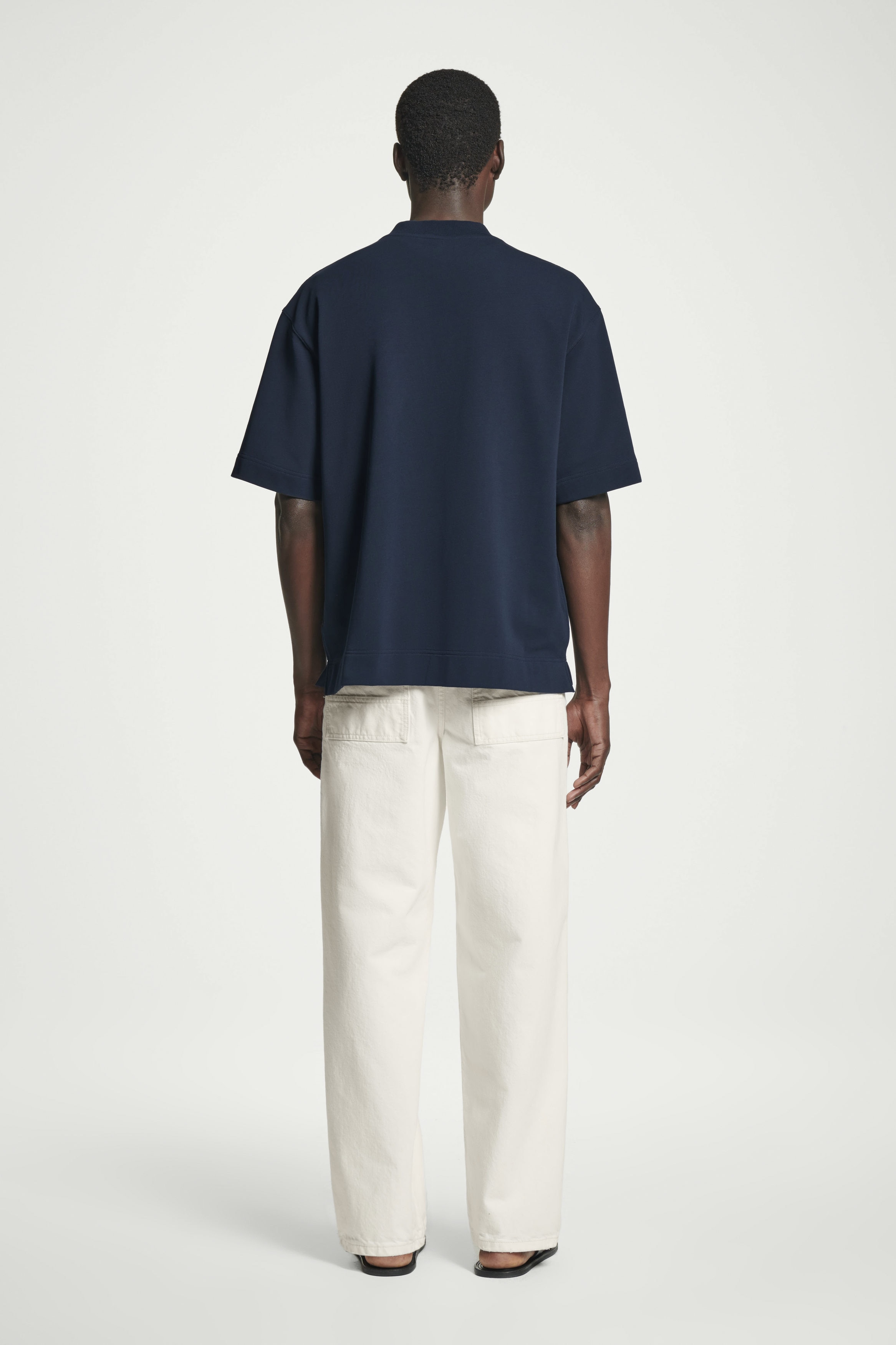HALF-ZIP COTTON T-SHIRT - NAVY | COS