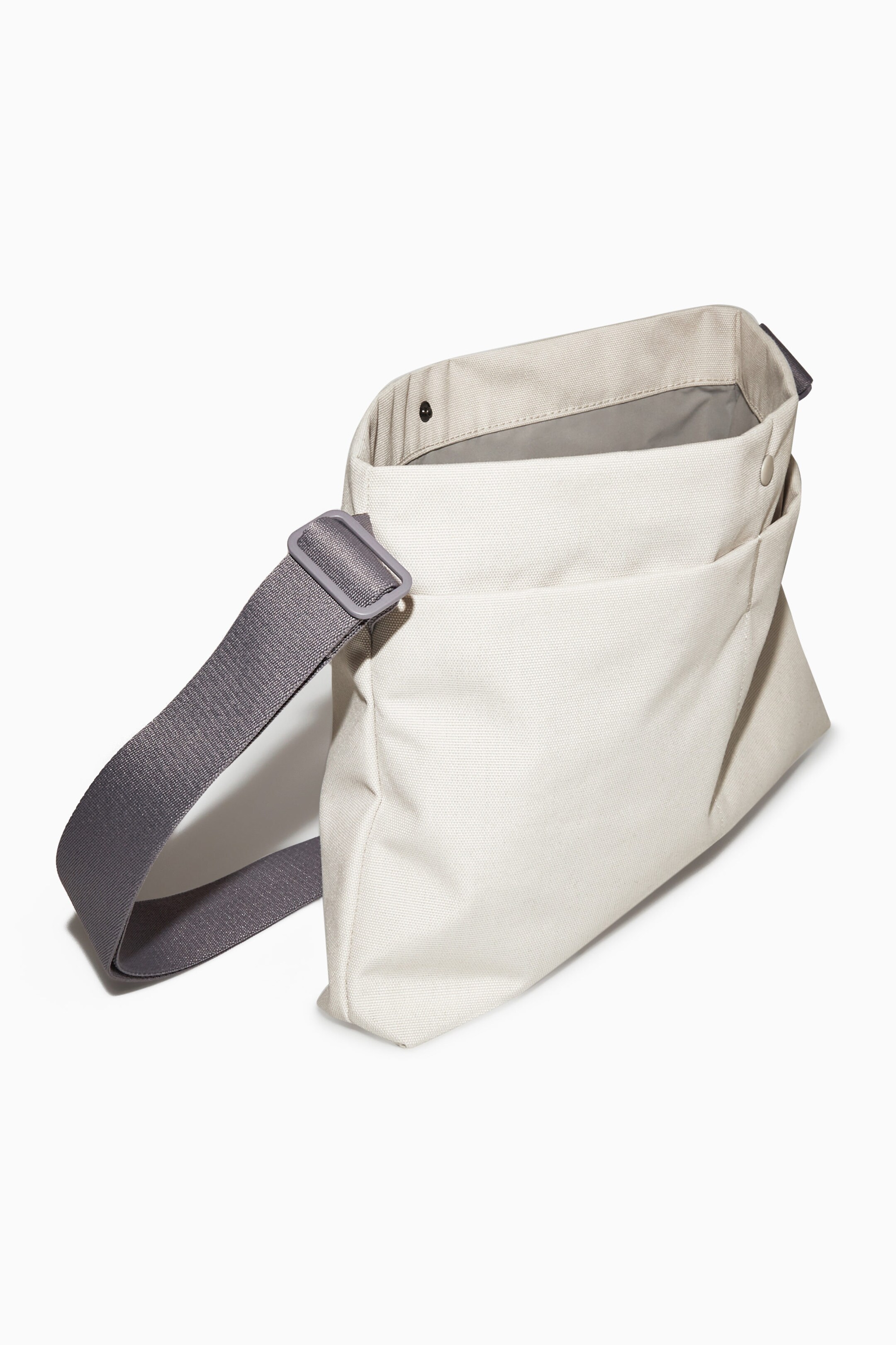 StillMedia/DescriptiveStillLife