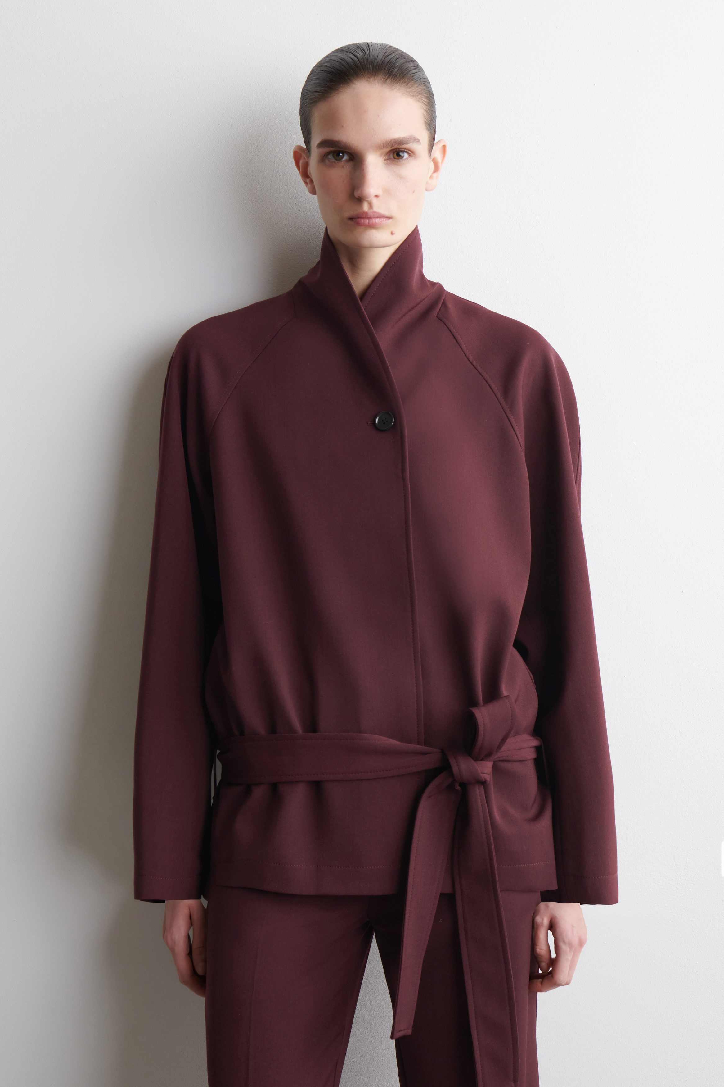 BELTED WOOL-BLEND SHAWL-COLLAR JACKET - BURGUNDY | COS US