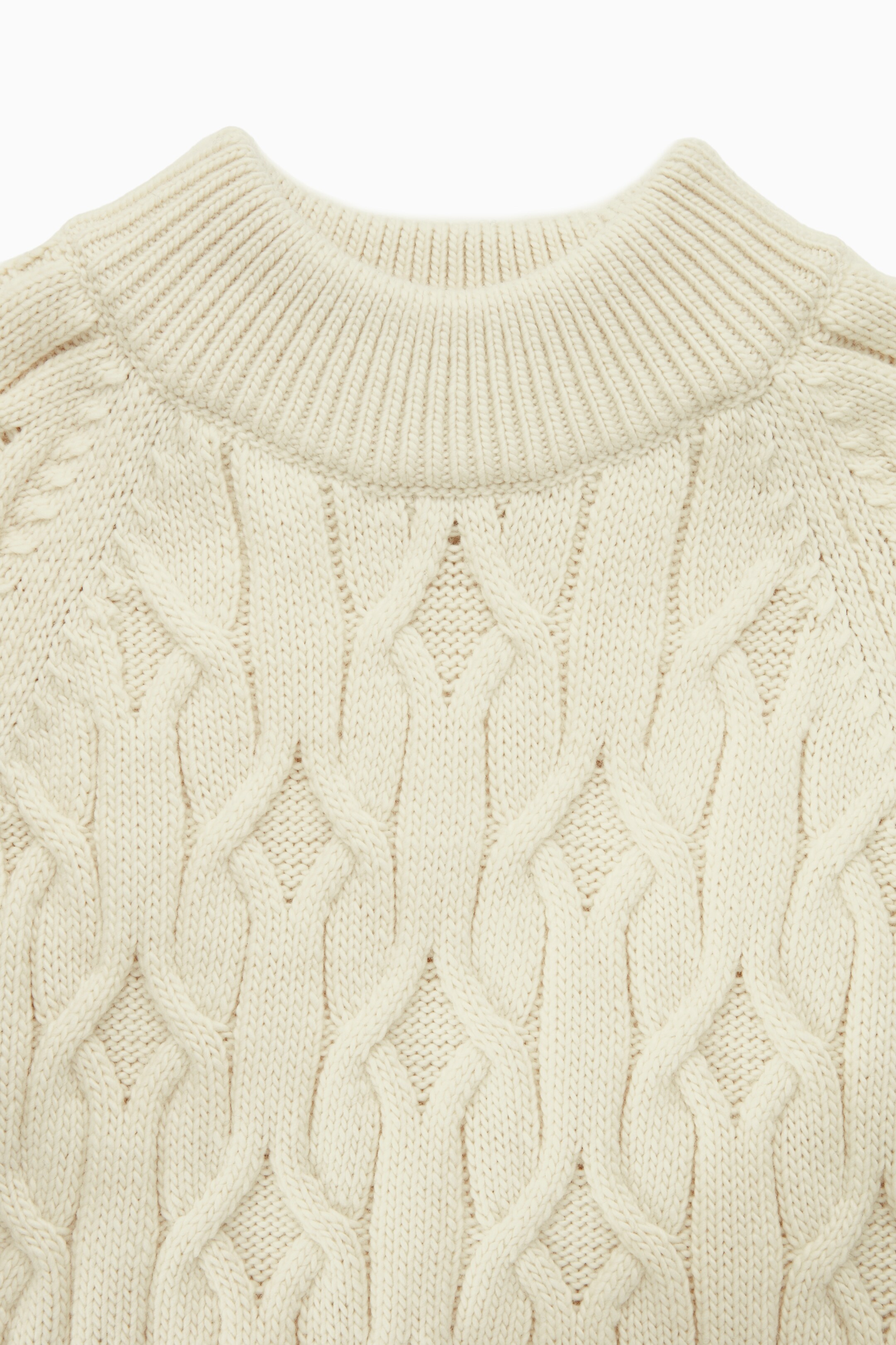 Grotere afbeelding bekijken: CABLE-KNIT WOOL-BLEND JUMPER - CREAM - DAMES | H&M NL 2