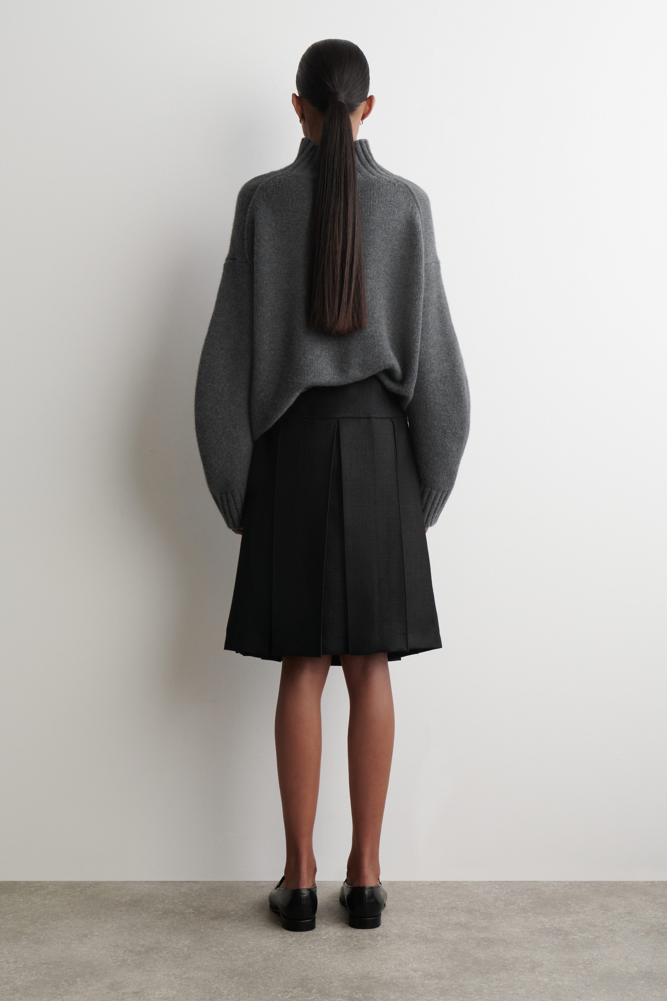 PLEATED WOOL-BLEND SKIRT