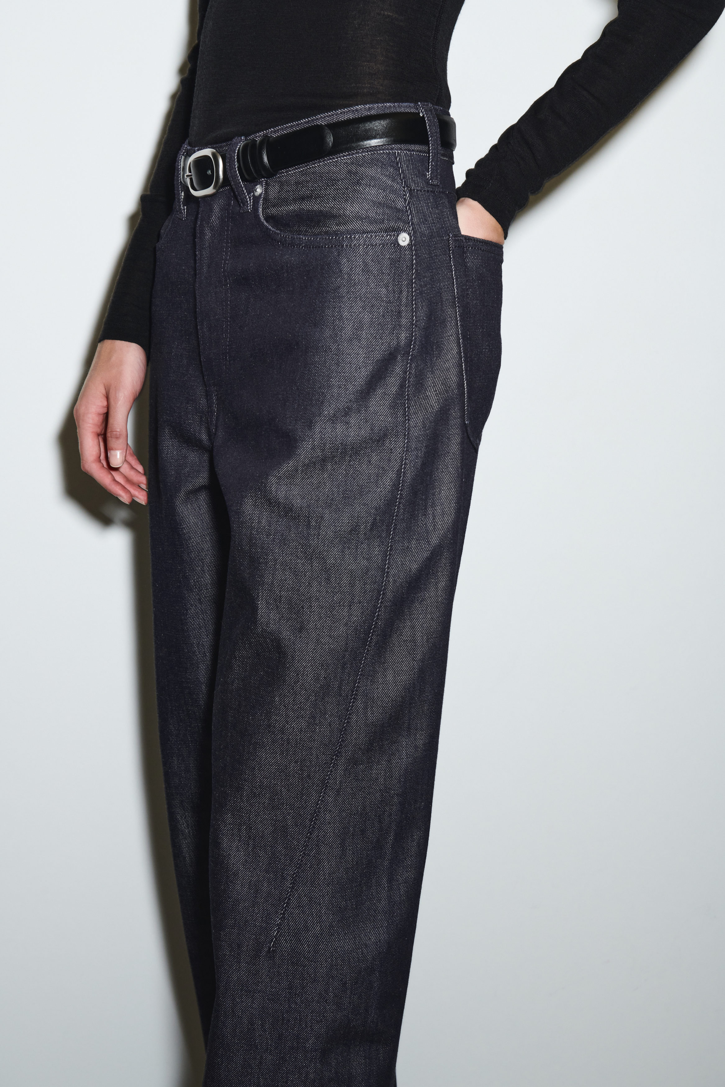 ✨’25ss✨ TRANOIトラノイBARREL DENIM PANTS ✨'25ss✨ TRANOIトラノイBARREL DENIM PANTS